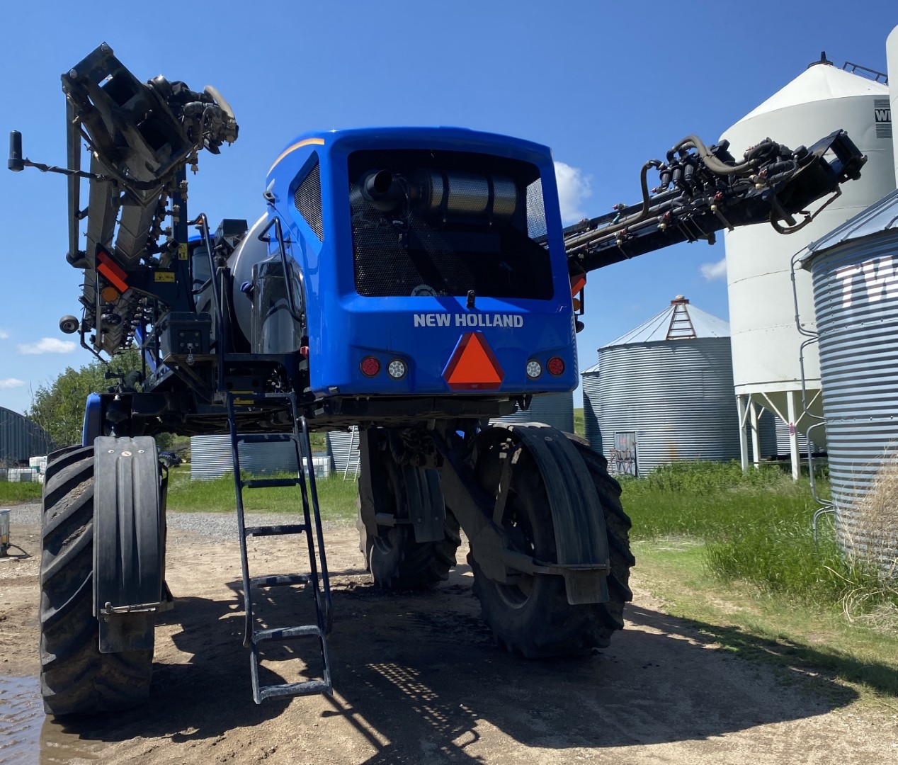 2019 New Holland SP.310F Sprayer/High Clearance