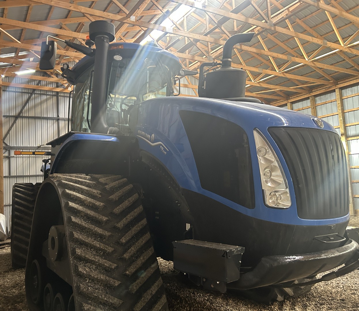 2022 New Holland T9.645 Tractor Rubber Track