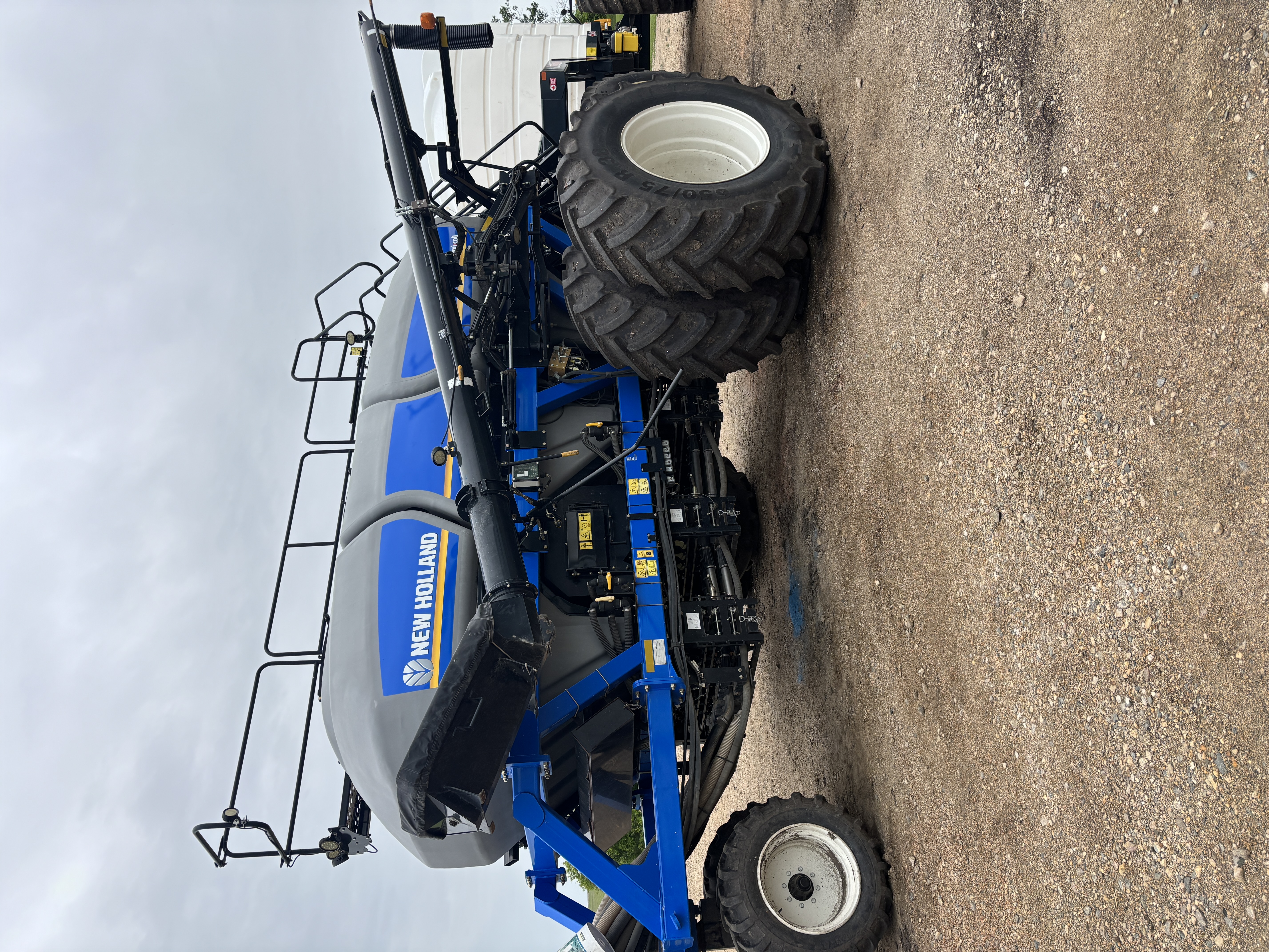 2019 Seed Master 60-12 TXB Air Drill