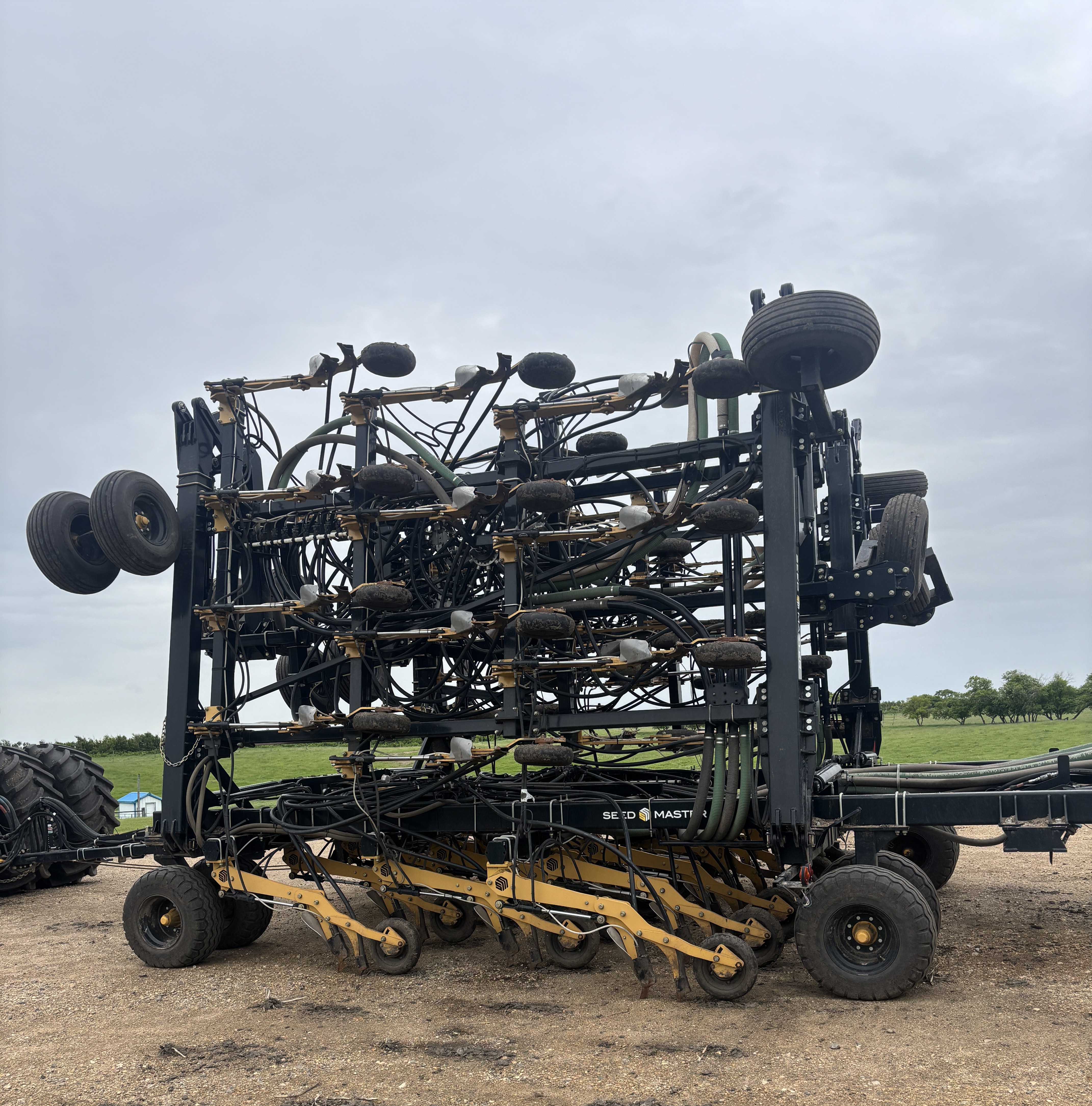 2019 Seed Master 60-12 TXB Air Drill