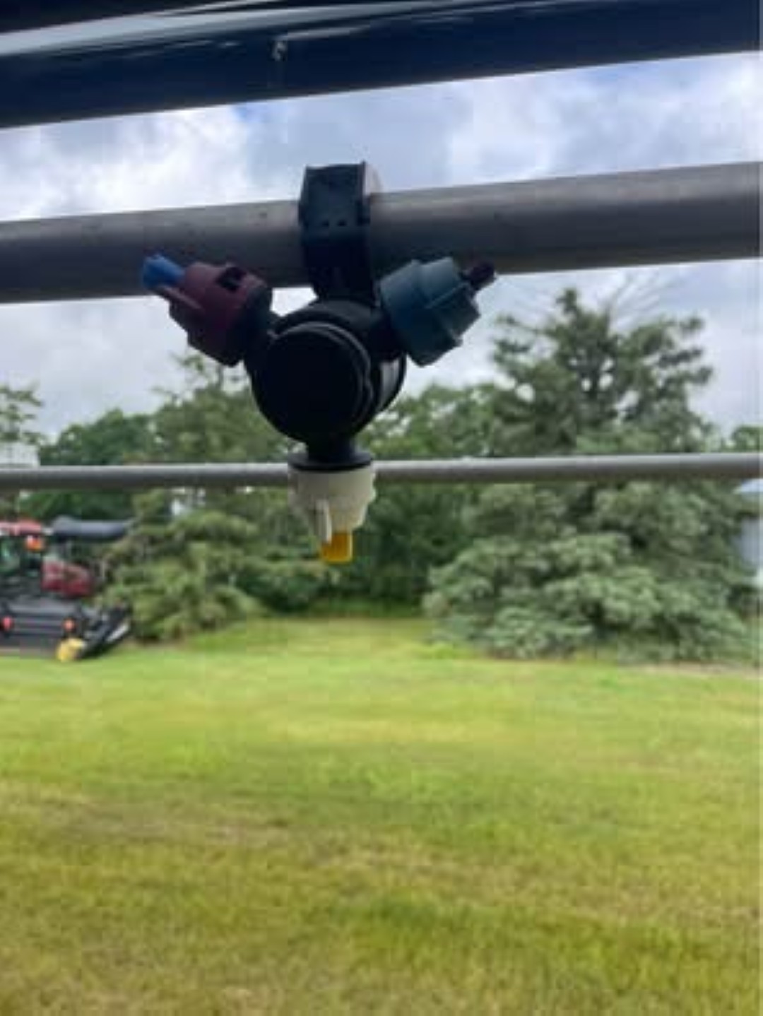 2013 New Holland SP.275R Sprayer/High Clearance