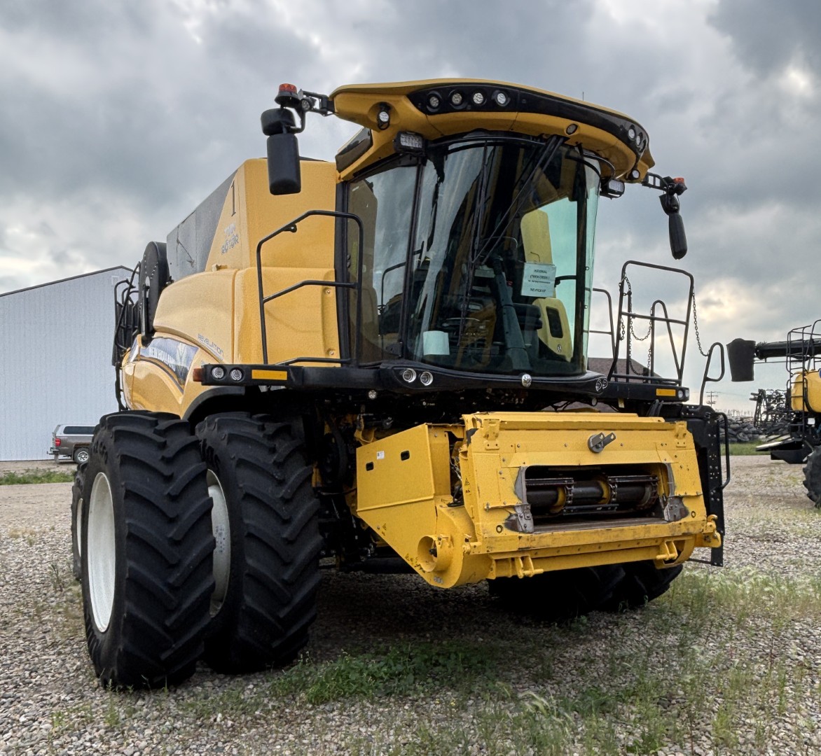 2021 New Holland CR9.90Z Combine