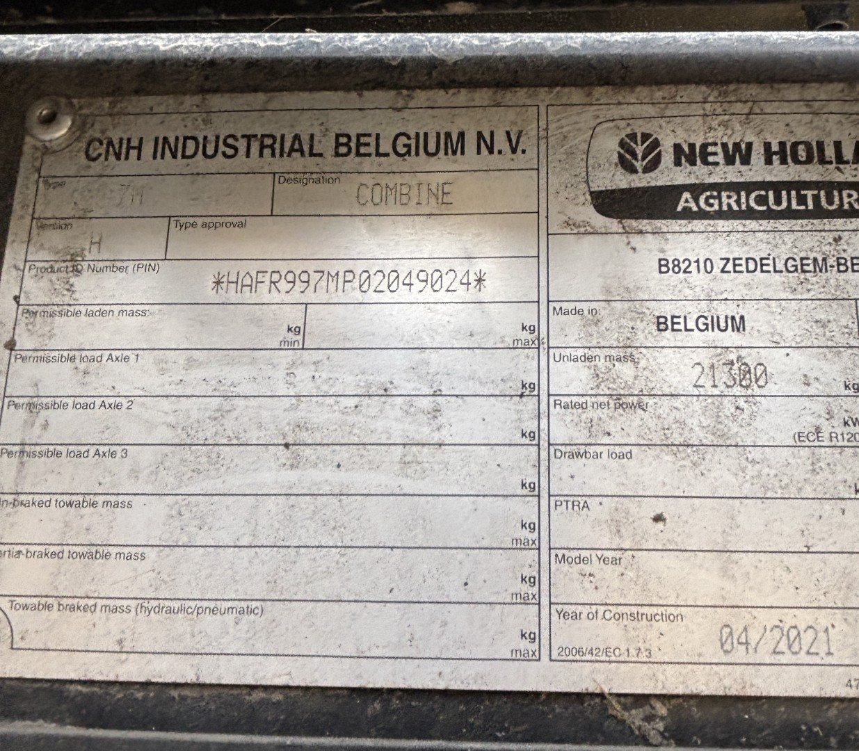 2021 New Holland CR9.90Z Combine