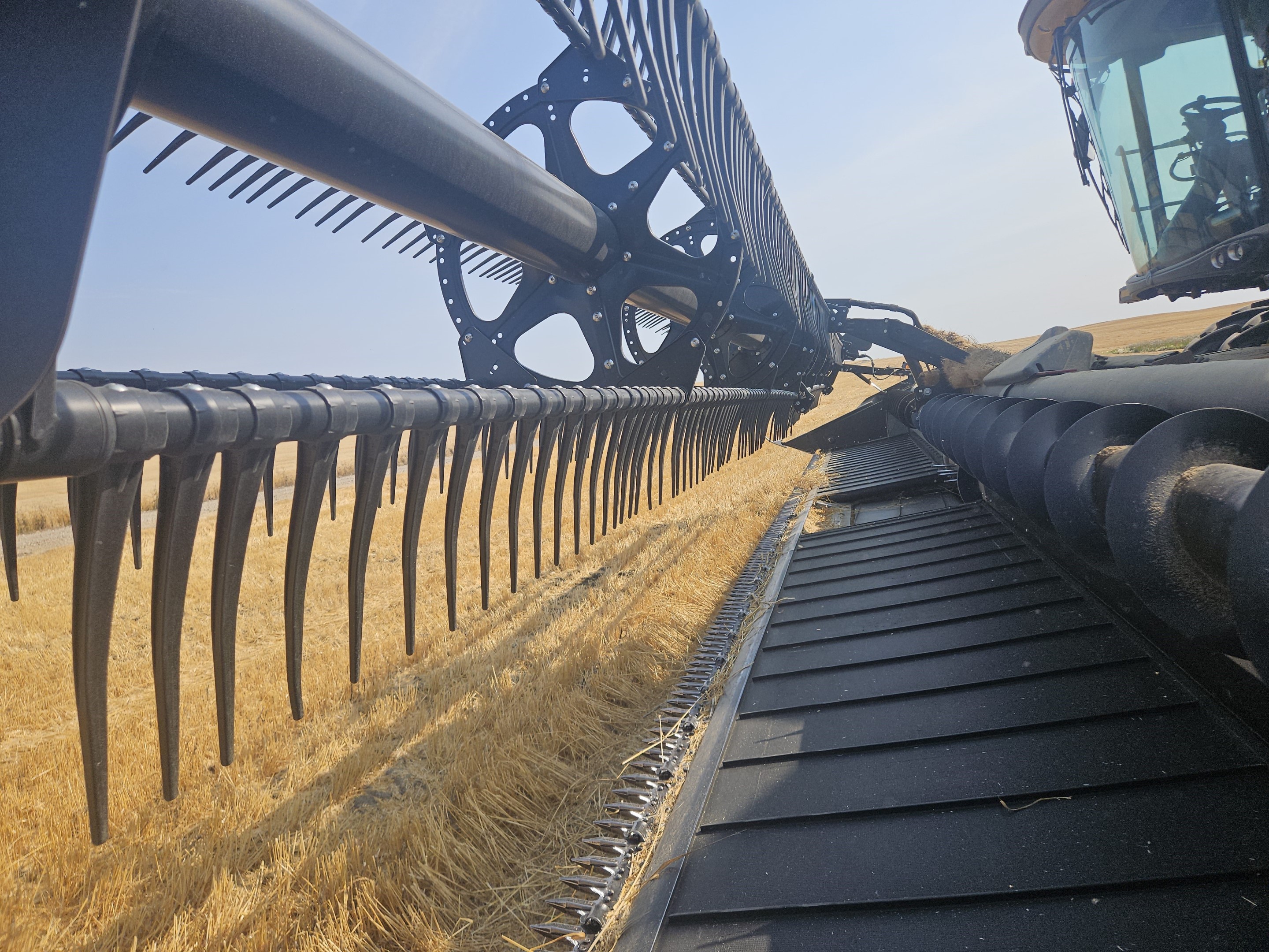 2021 MacDon FD140 Header Draper Flex