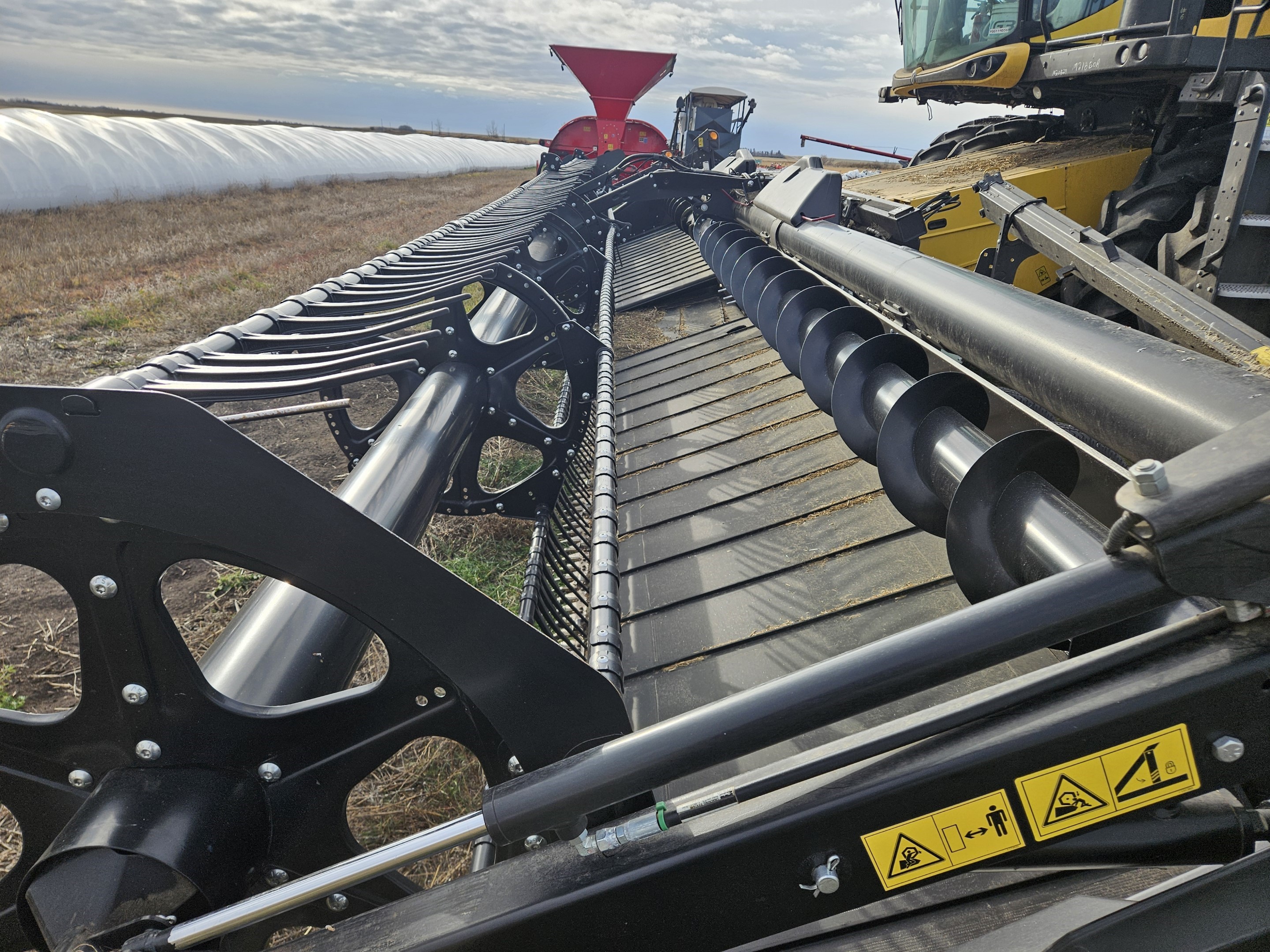 2020 MacDon FD140 Header Draper Flex