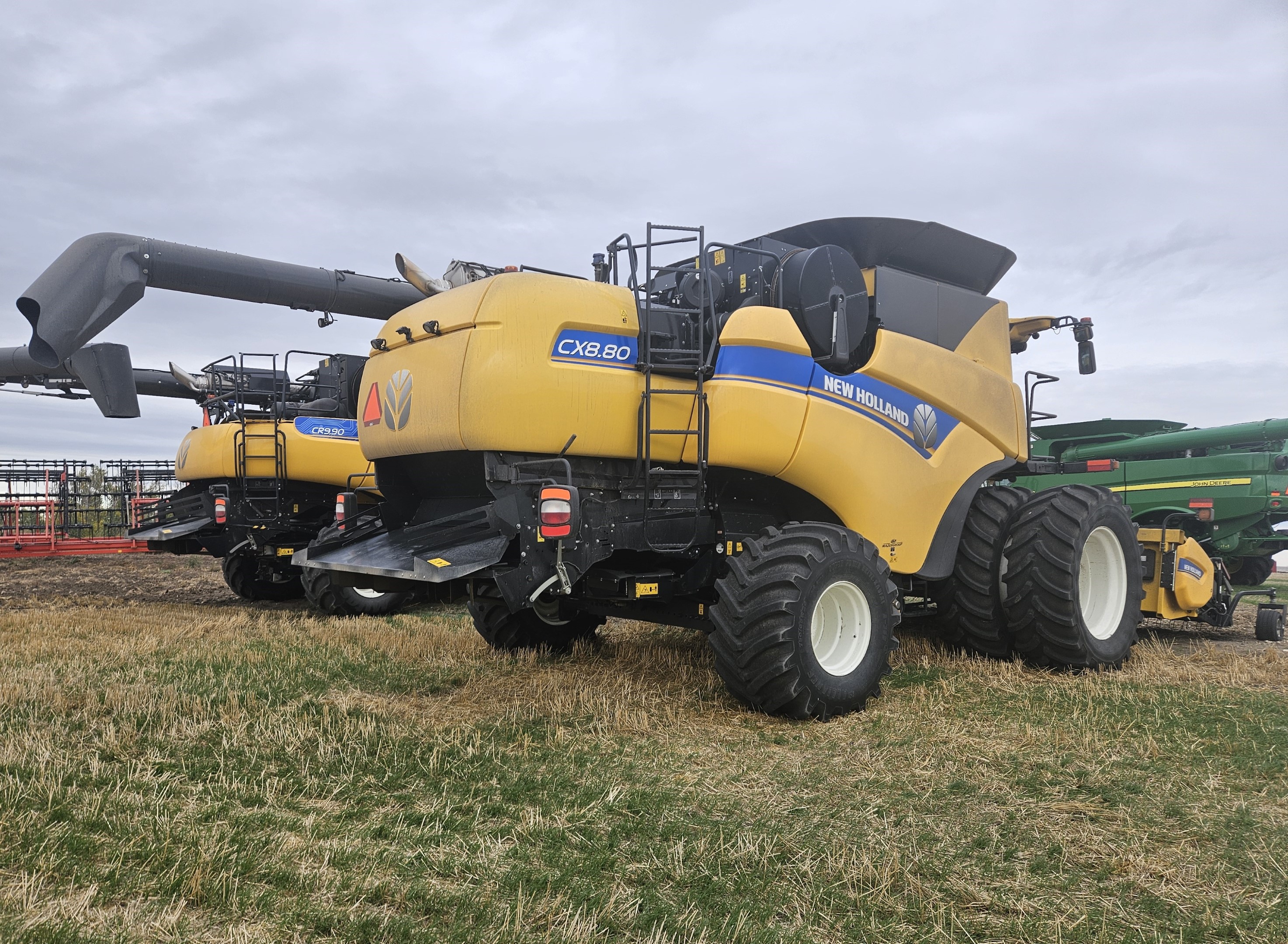 2021 New Holland CX8.80 Combine