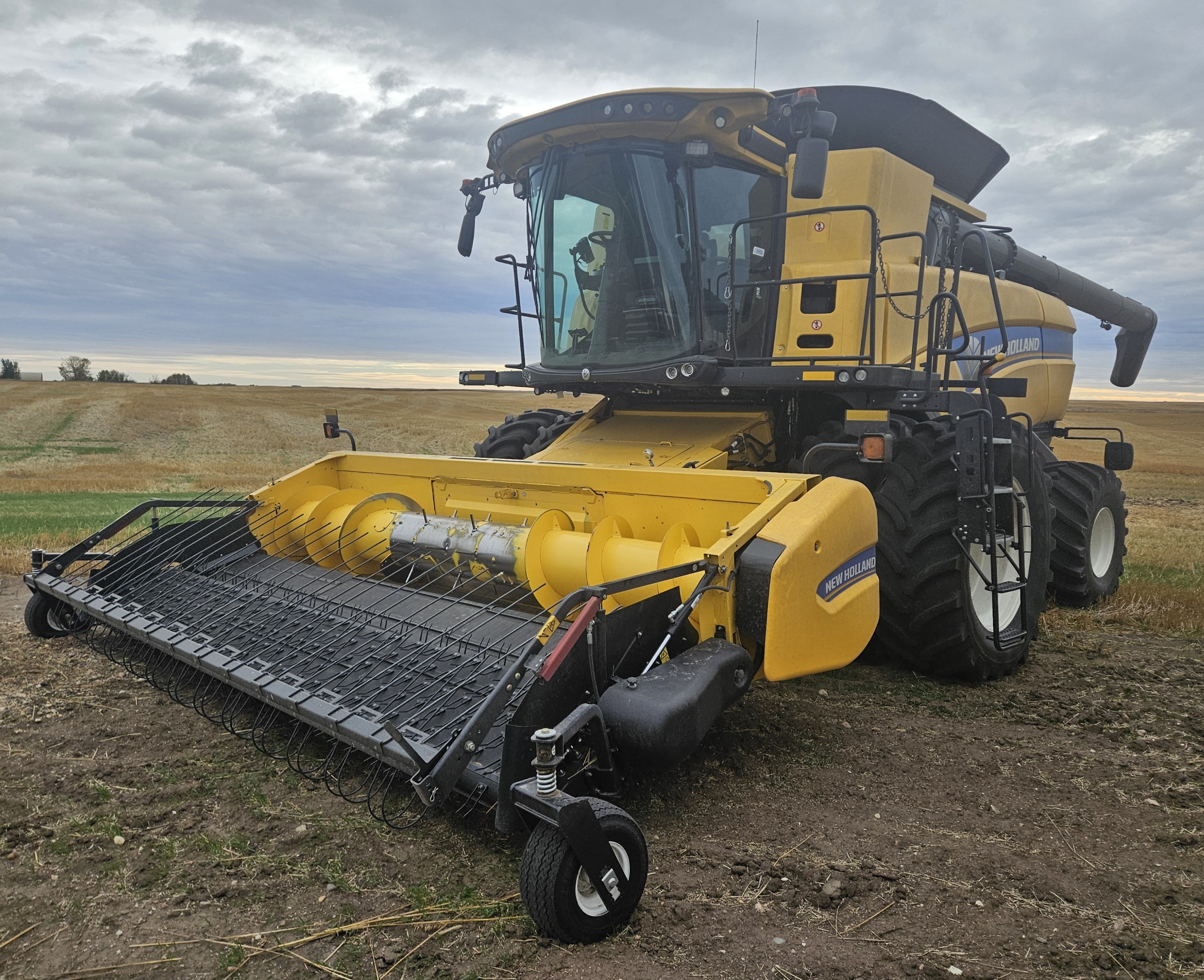 2021 New Holland CX8.80 Combine