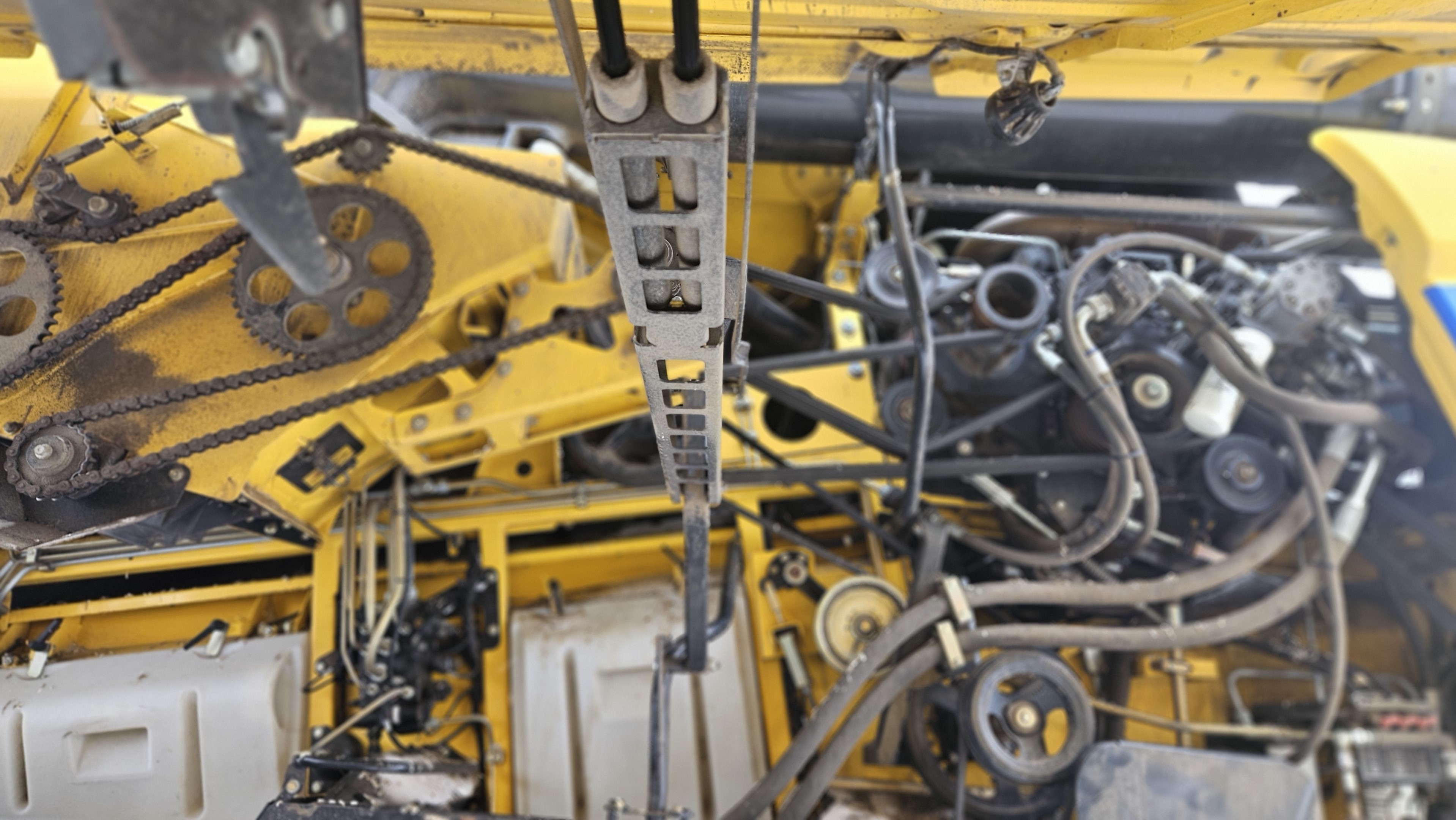 2018 New Holland CR9.90Z Combine