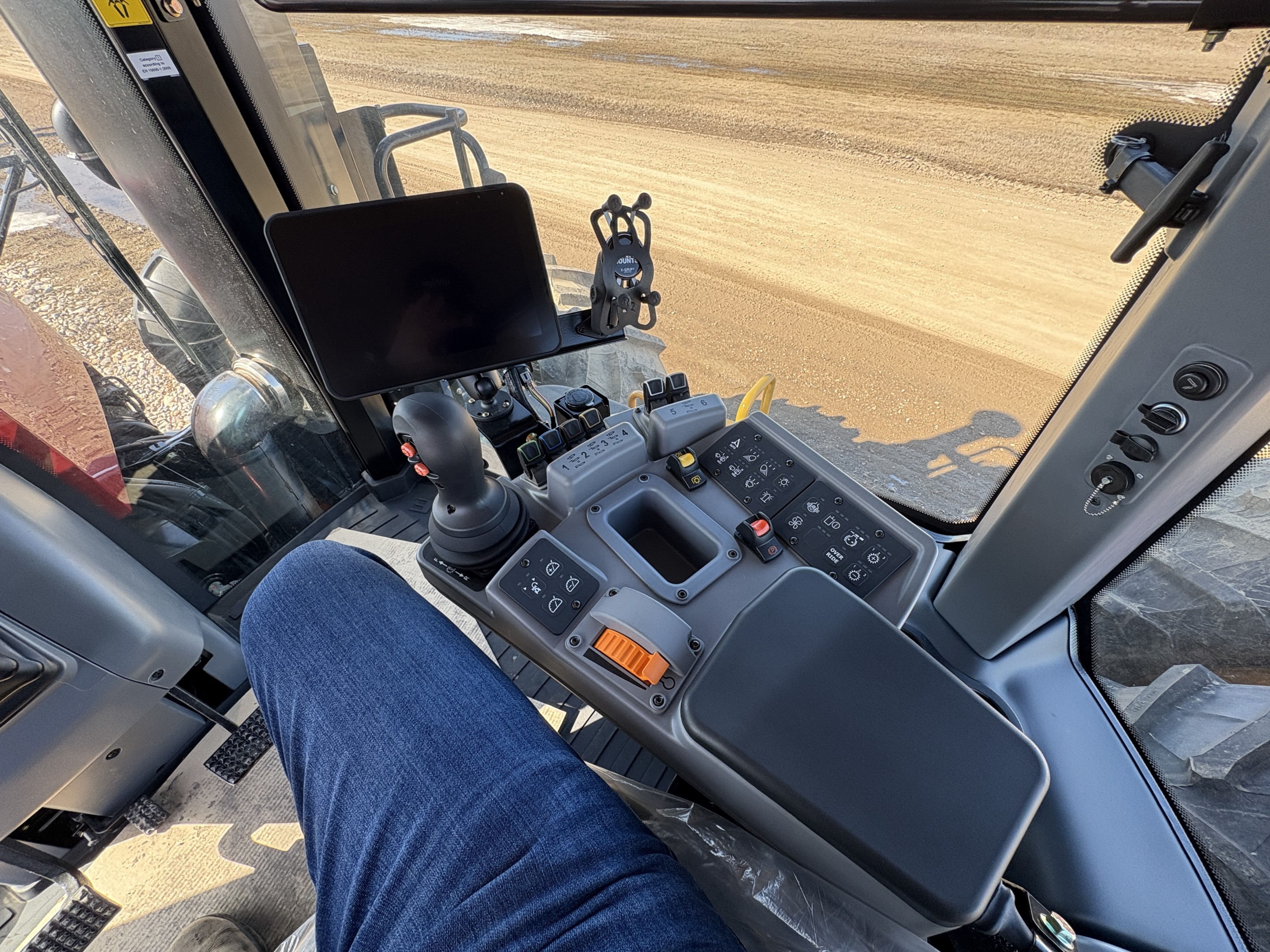 2024 Versatile 530 Tractor 4WD