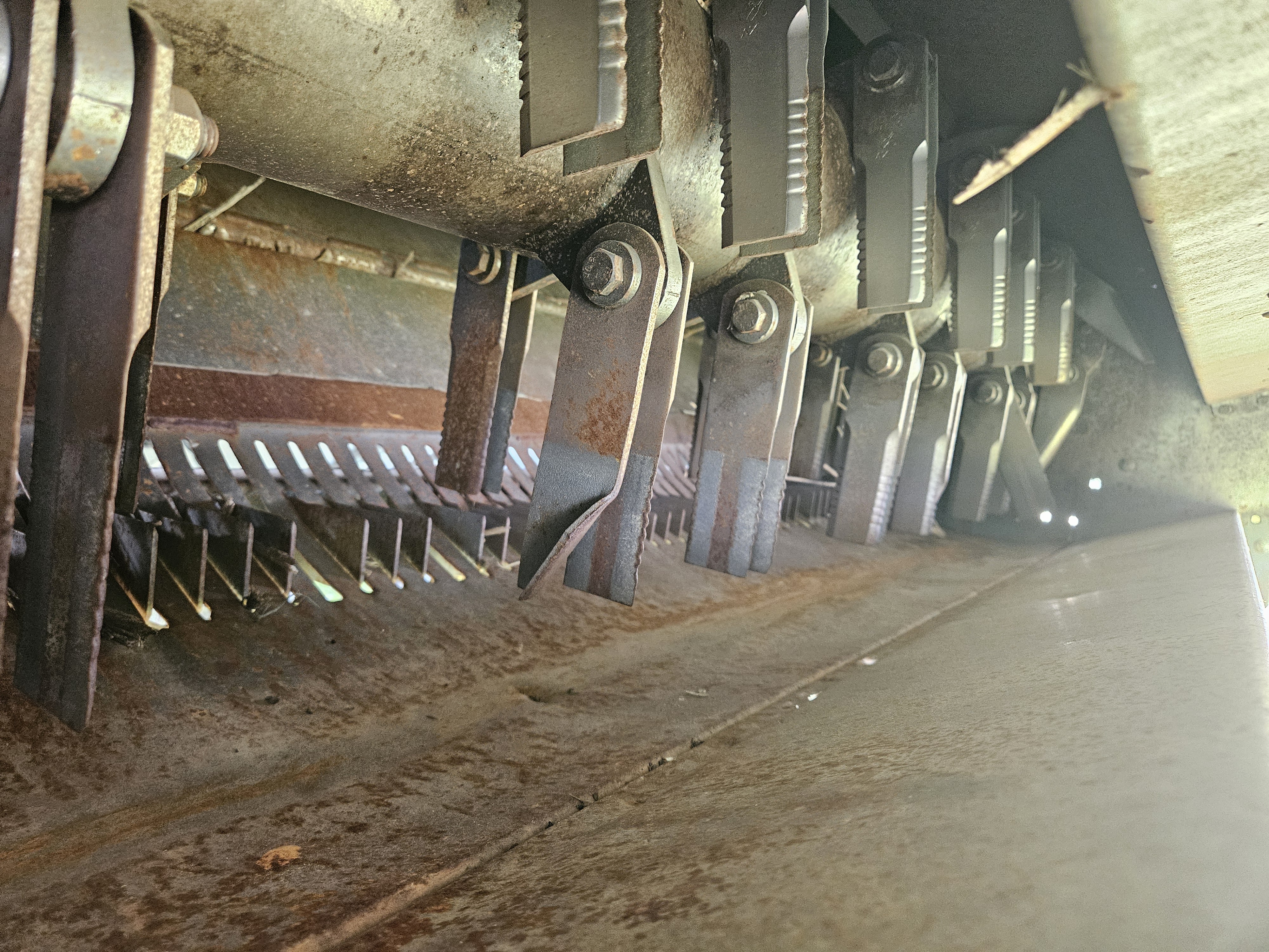 2008 Massey Ferguson 9895 Combine