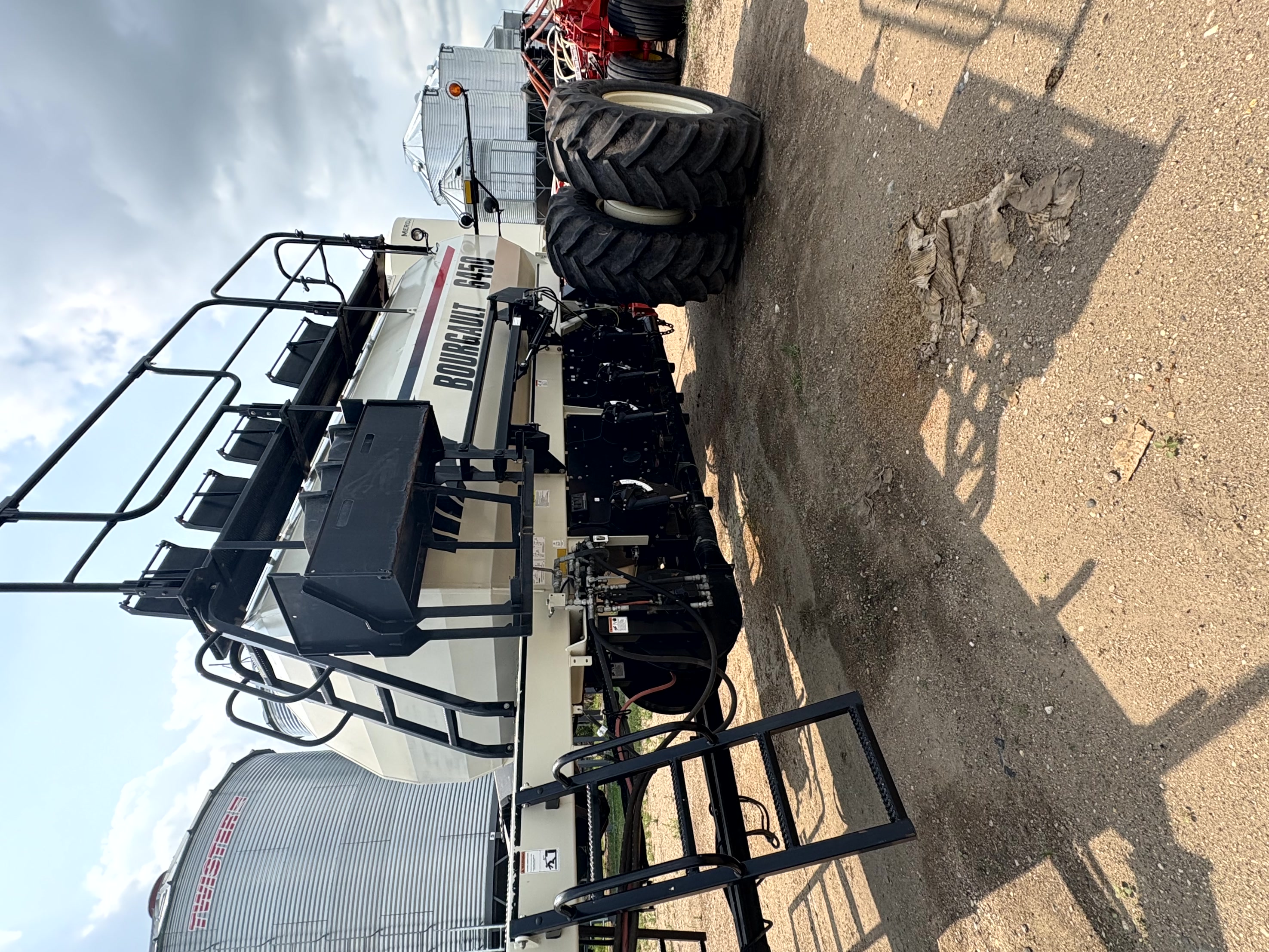 2013 Bourgault 3320 QDA Air Drill