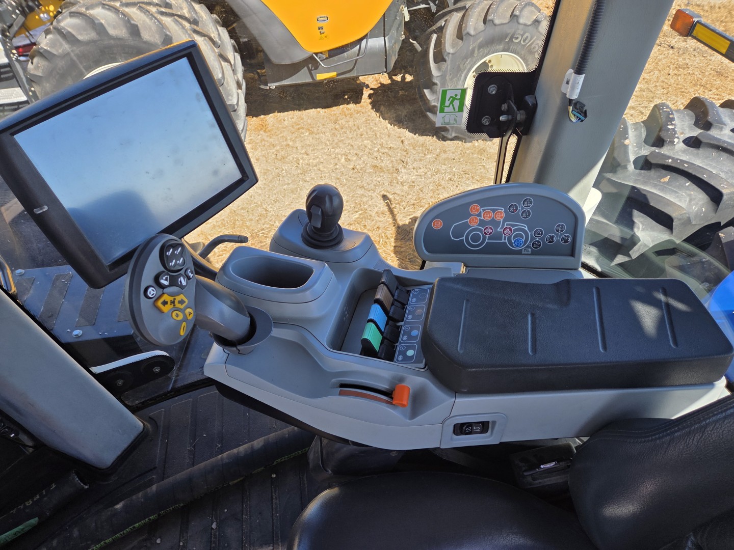 2012 New Holland T9.615 Tractor 4WD