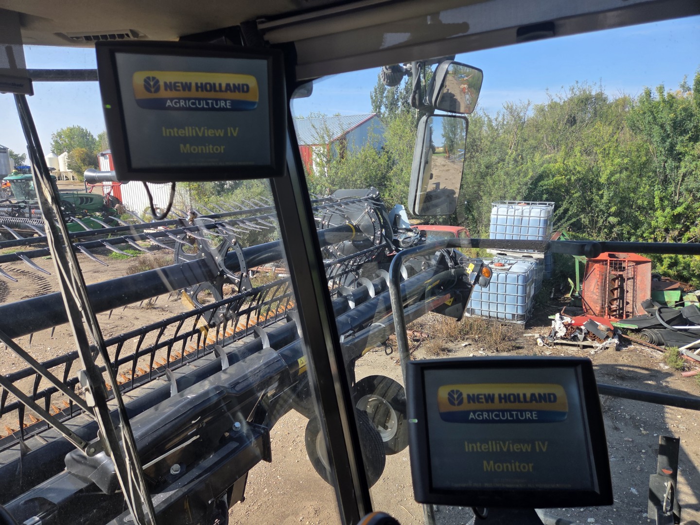 2016 New Holland CX8.80 Combine