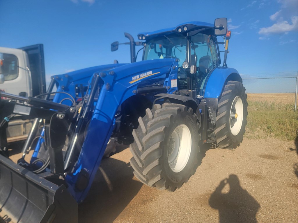 2021 New Holland T7.210 Tractor