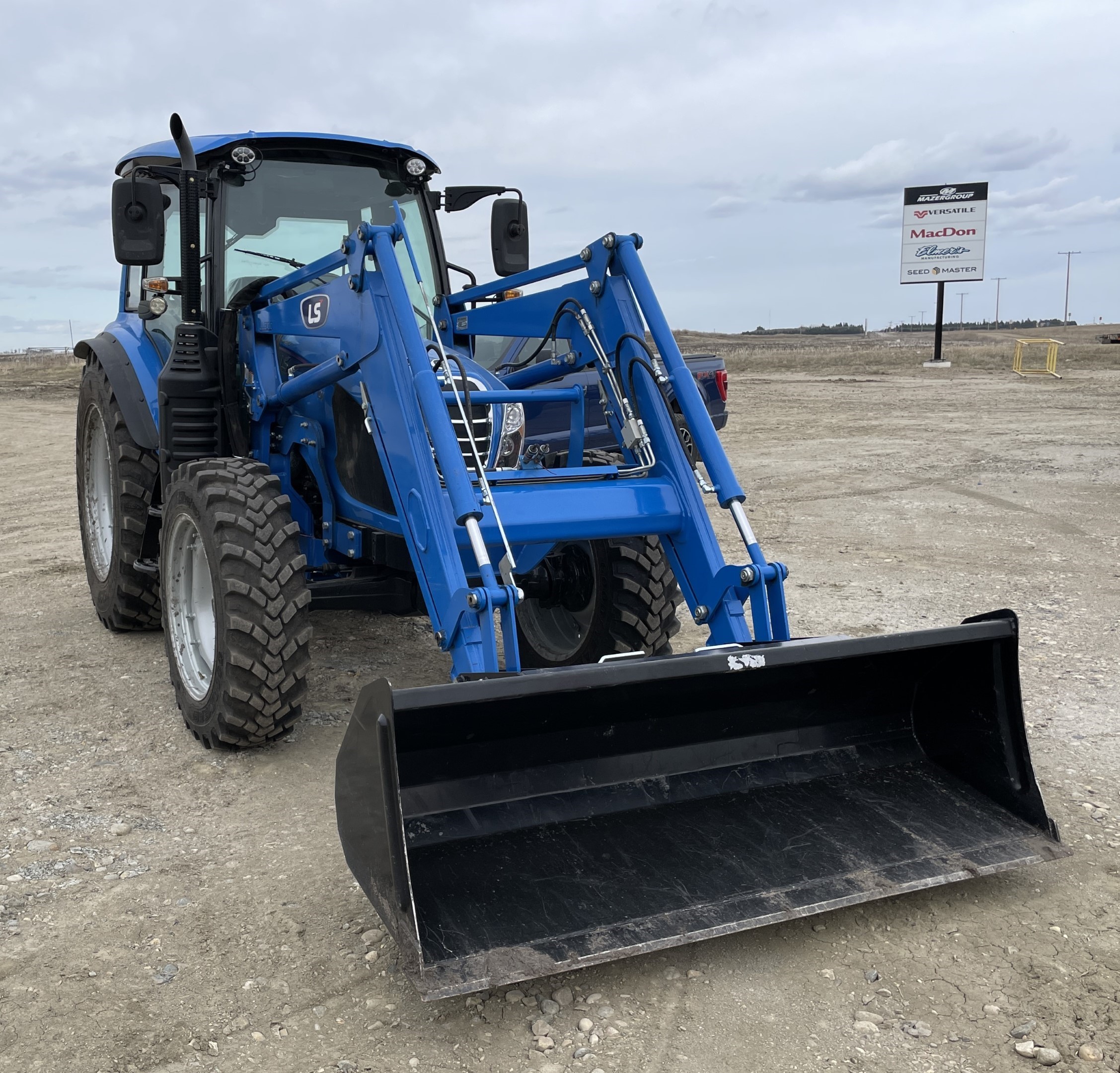 2023 LS Tractor MT7107 Tractor