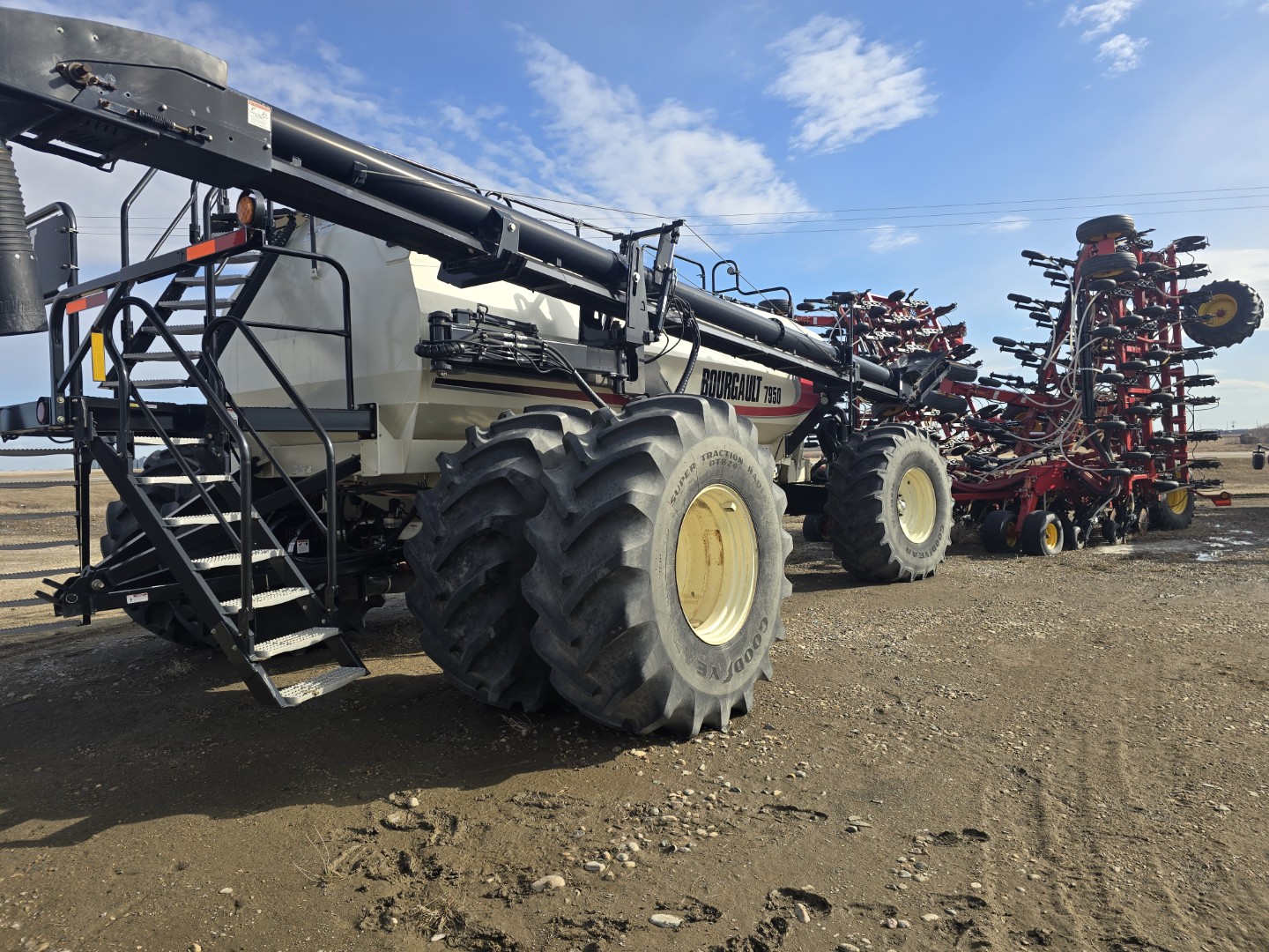 2014 Bourgault 3320 Air Drill
