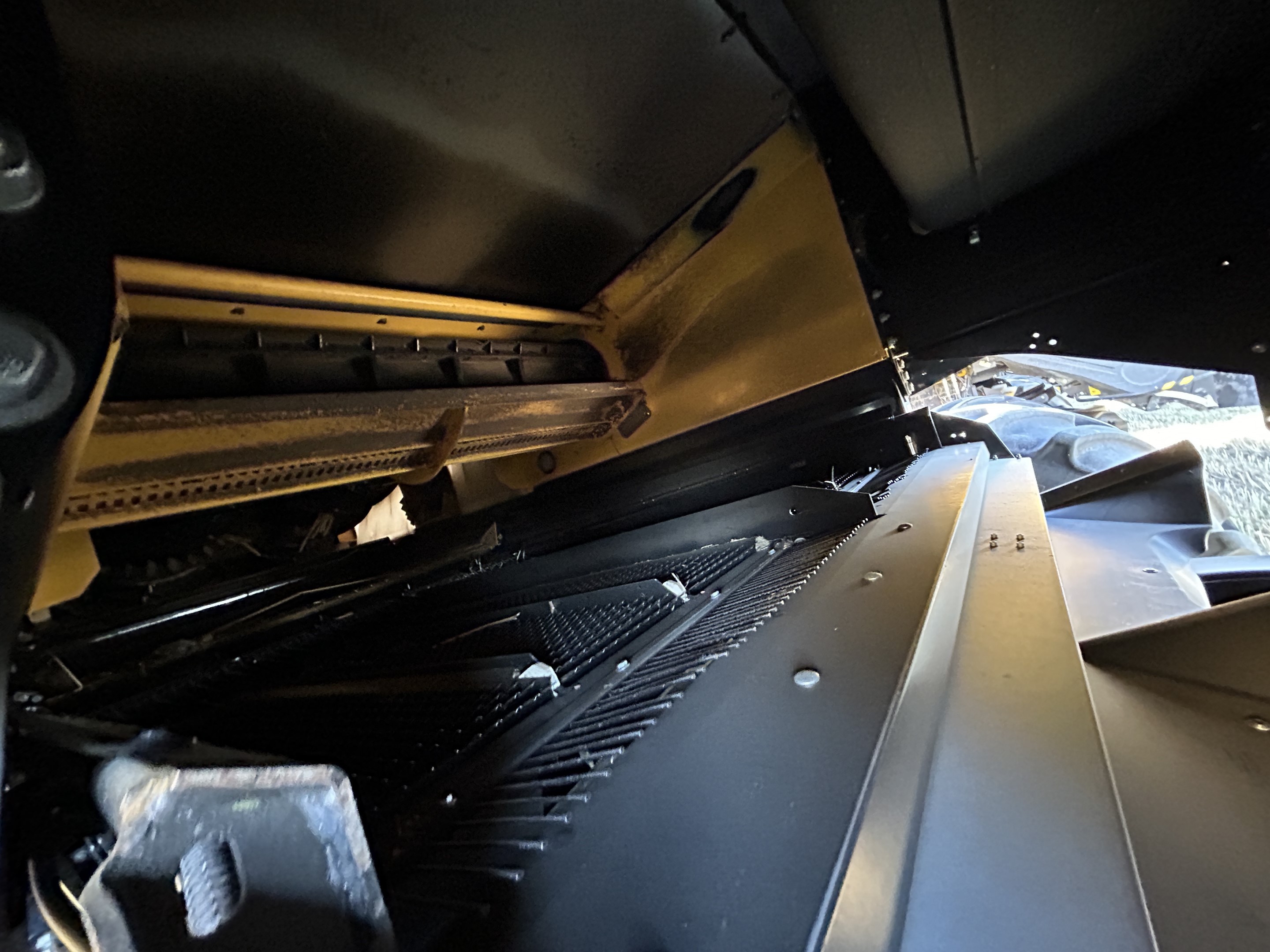 2023 New Holland CR9.90Z Combine