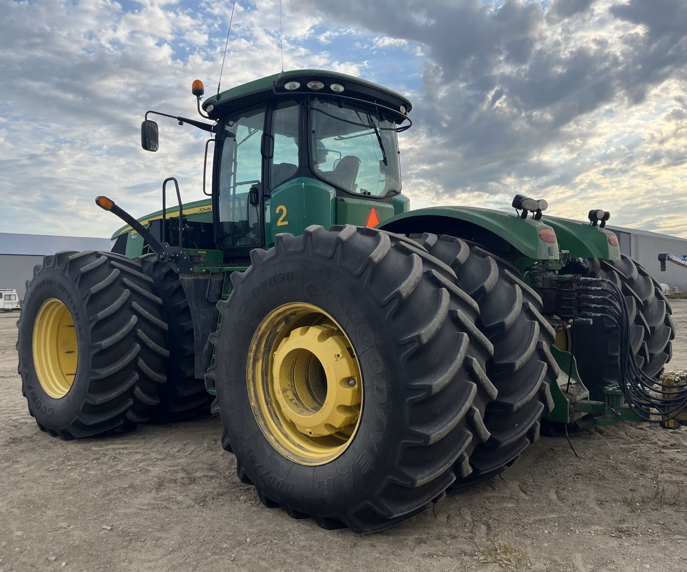 2012 John Deere 9560R Tractor 4WD