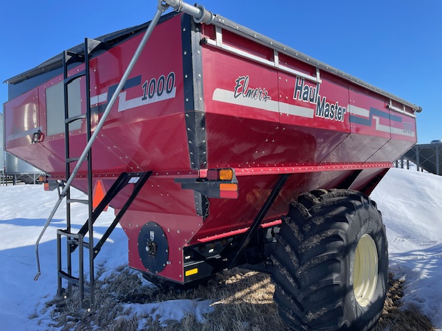 2015 Elmers HM1000 Grain Cart