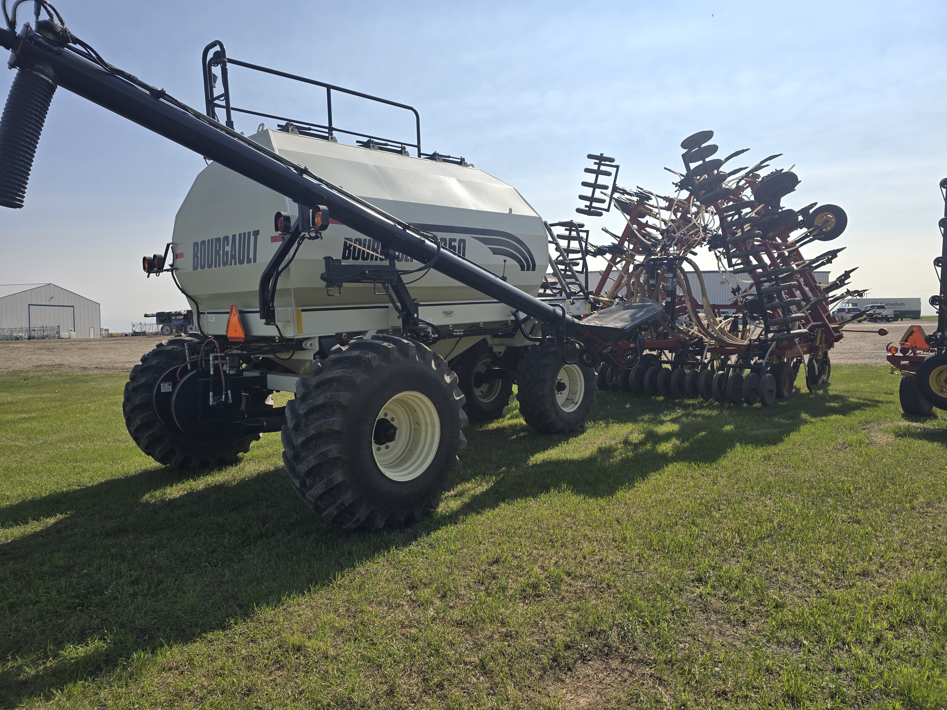 2006 Bourgault 8810-40 Air Drill