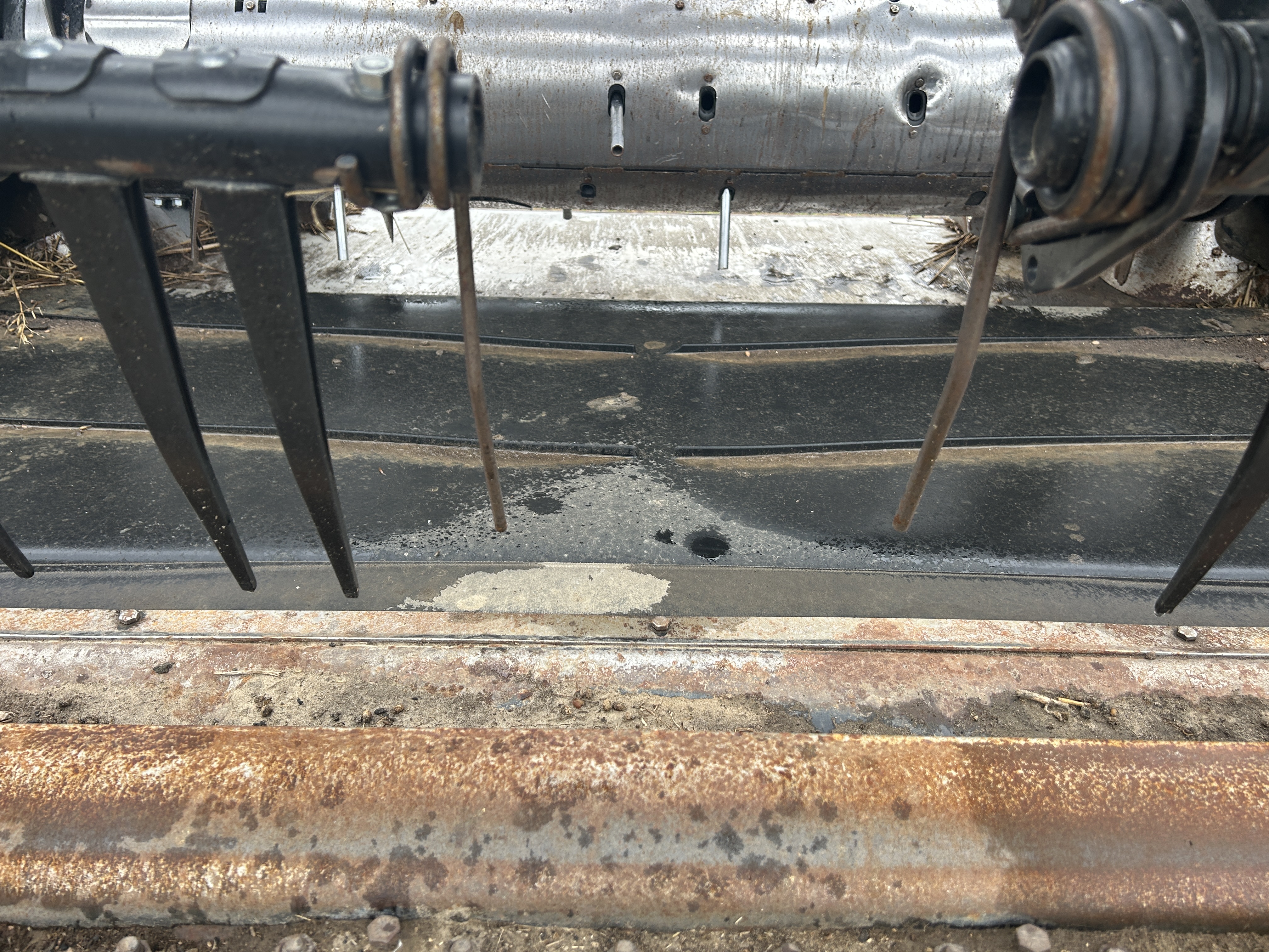 2018 MacDon FD135 Header Draper Flex