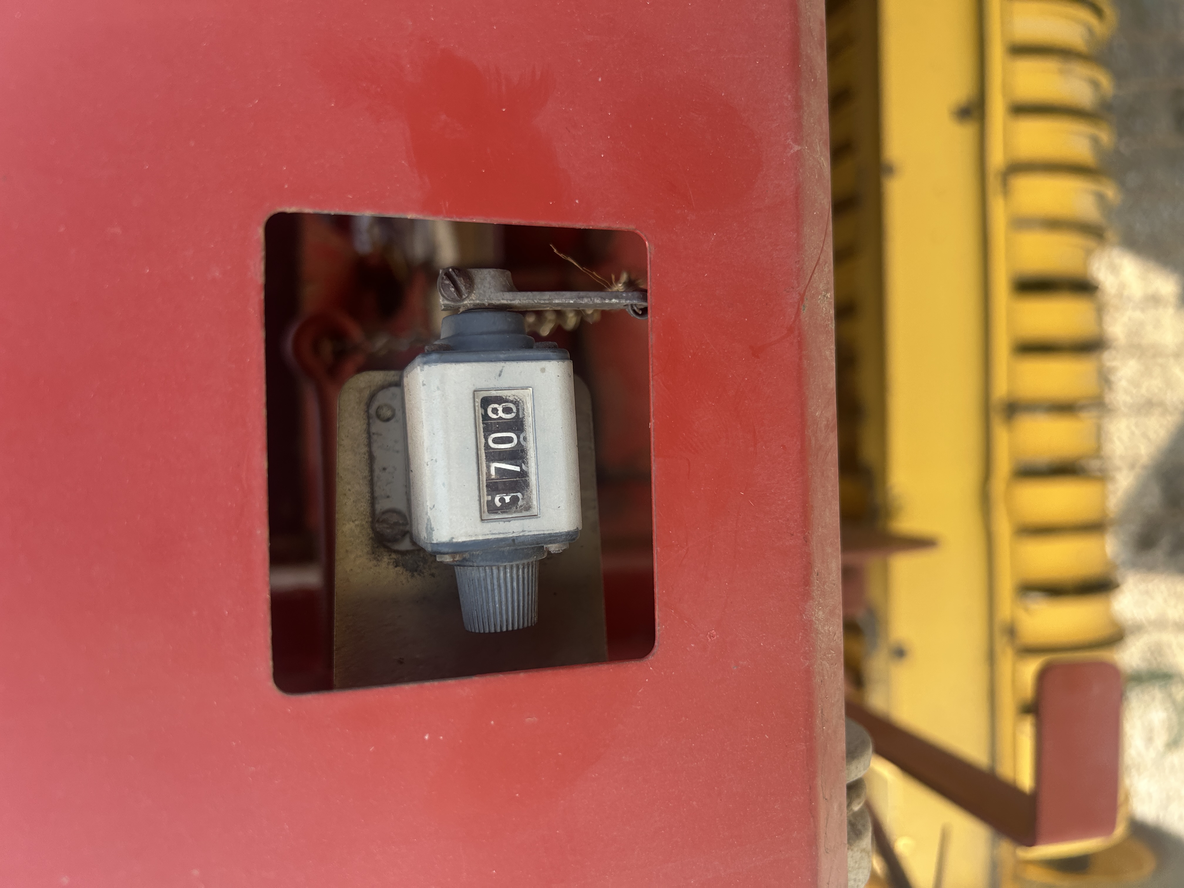 2013 New Holland BR7090 Baler/Round