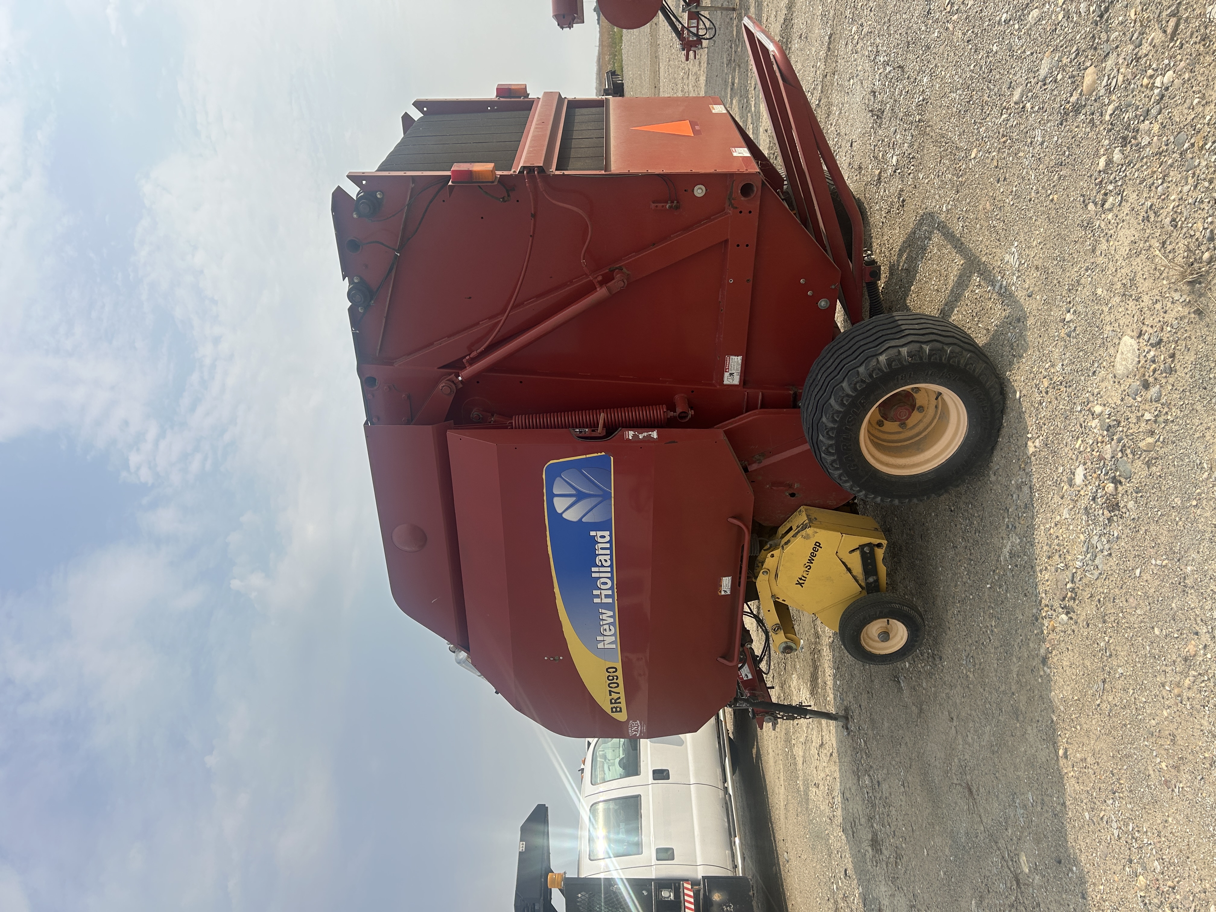 2013 New Holland BR7090 Baler/Round