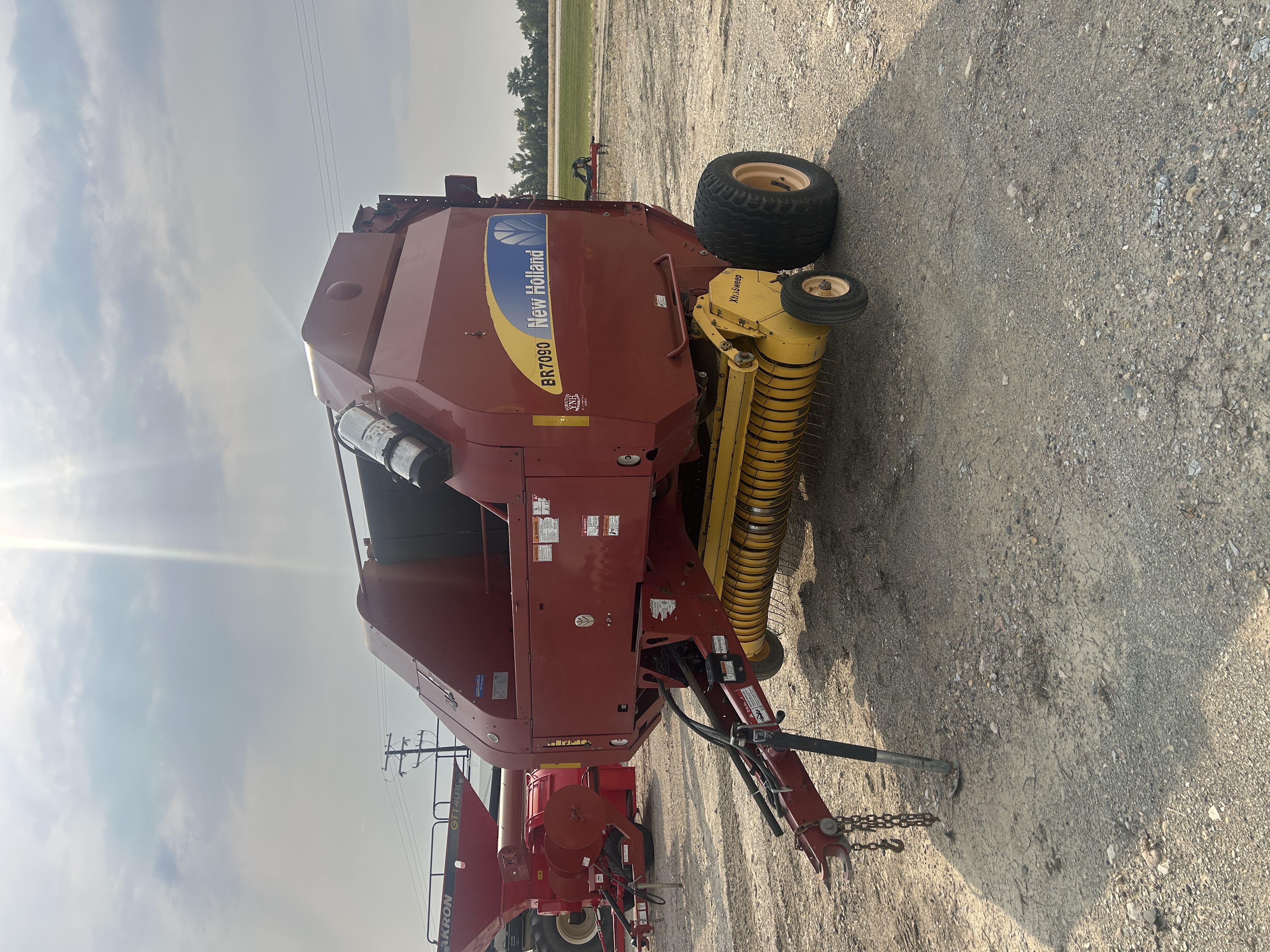 2013 New Holland BR7090 Baler/Round