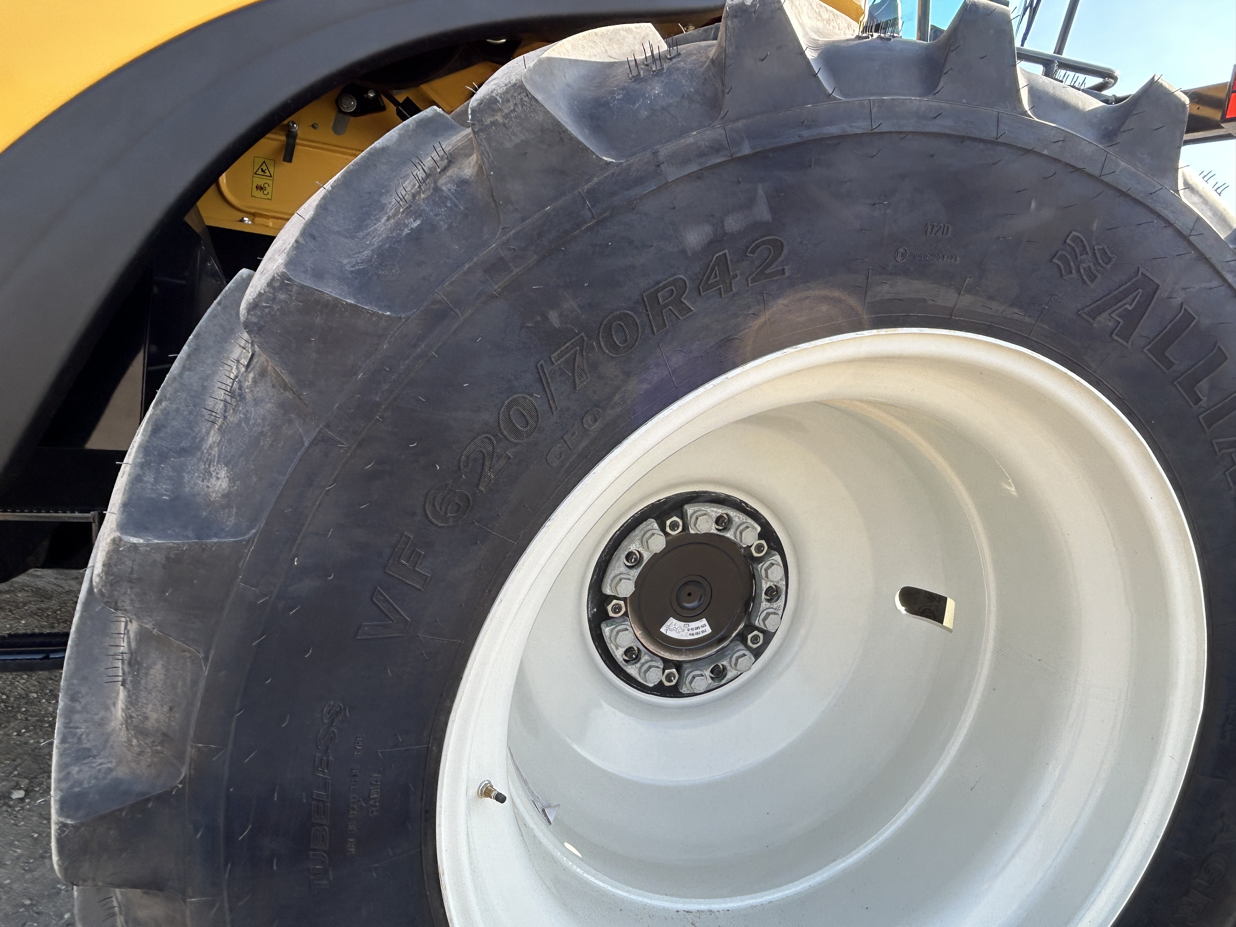 2024 New Holland CX8.80 Combine