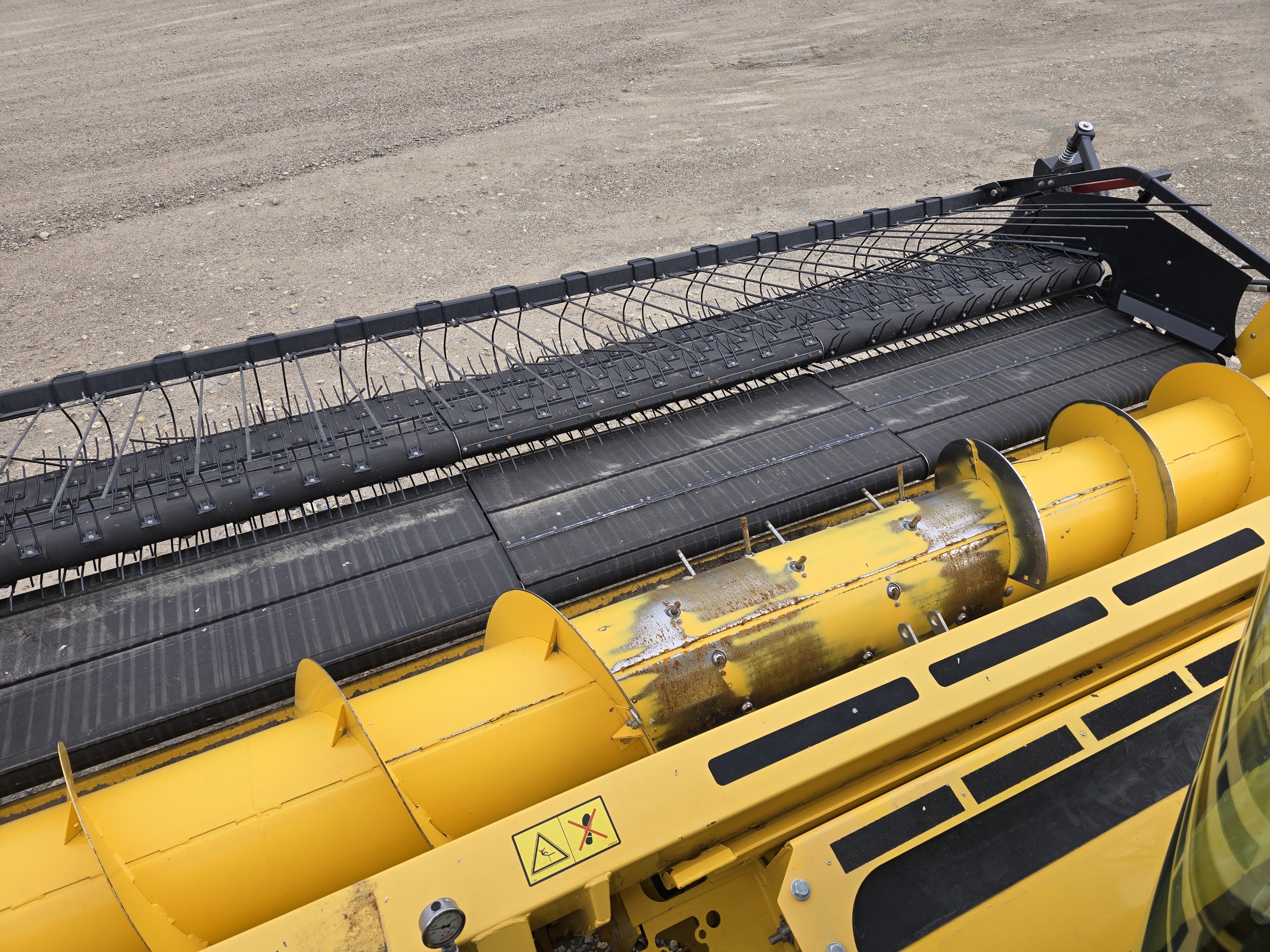 2021 New Holland CR9.90Z Combine