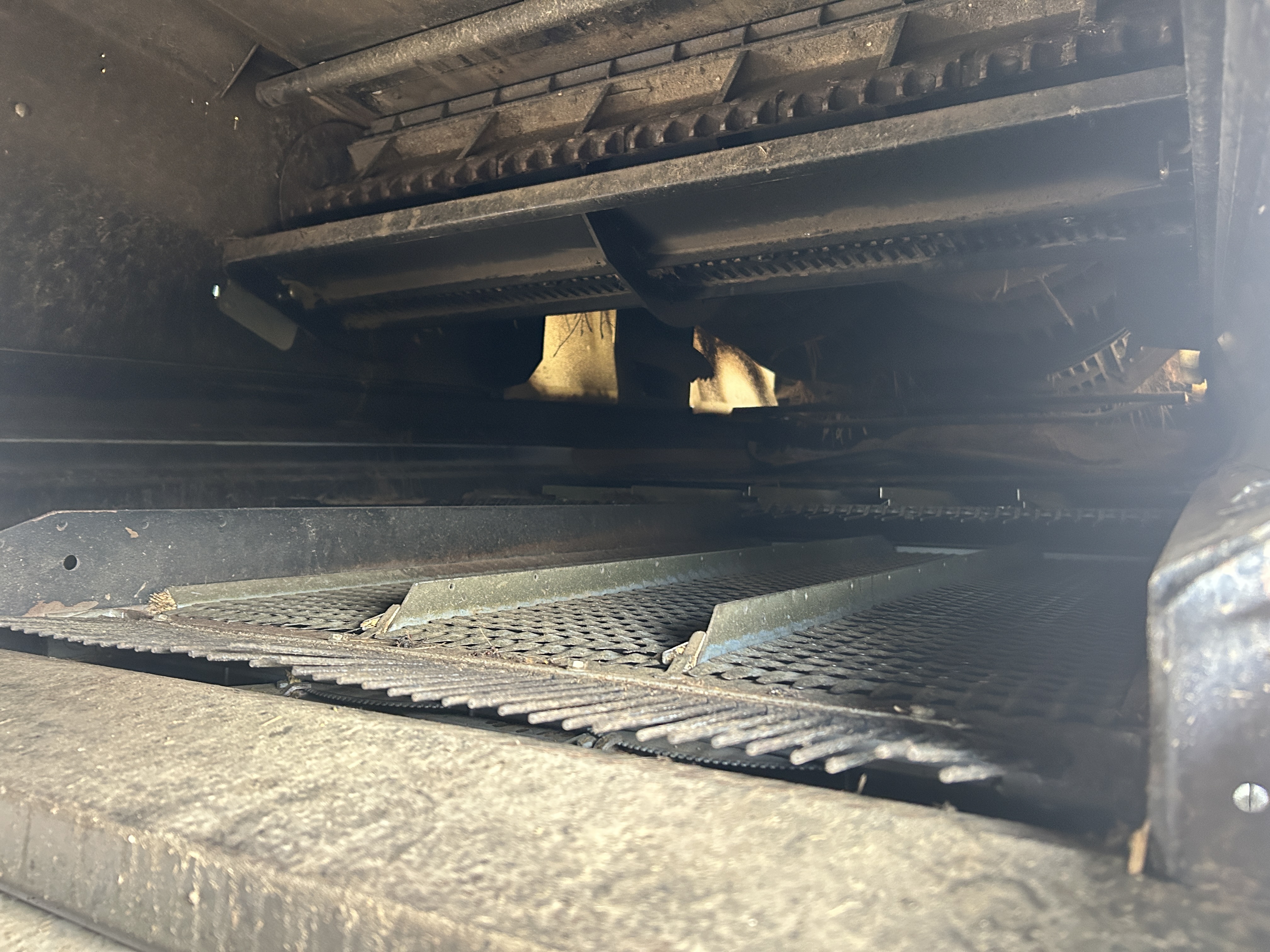 2017 New Holland CR8.90 Combine