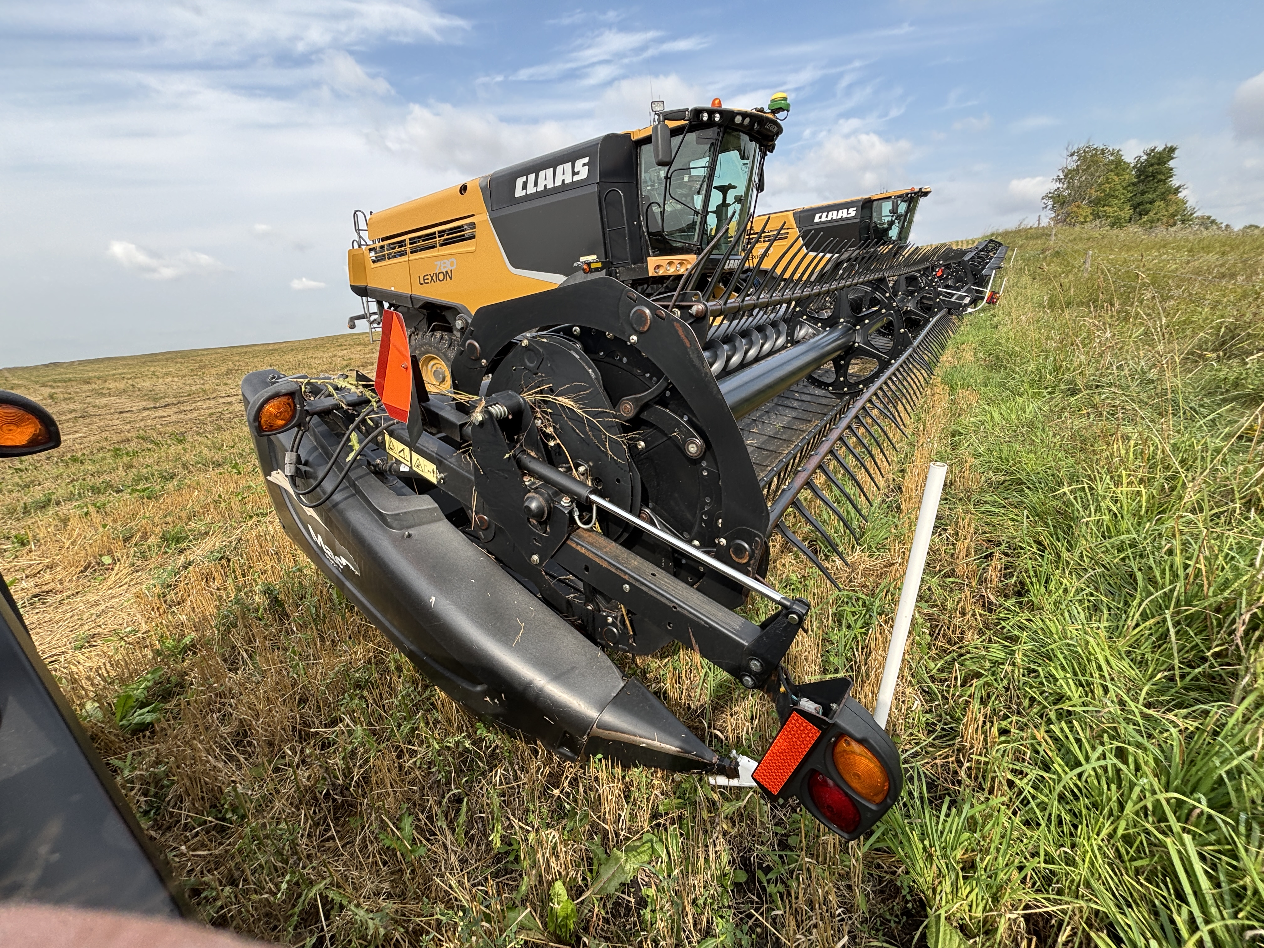 2014 MacDon FD75-45 Header Draper Flex