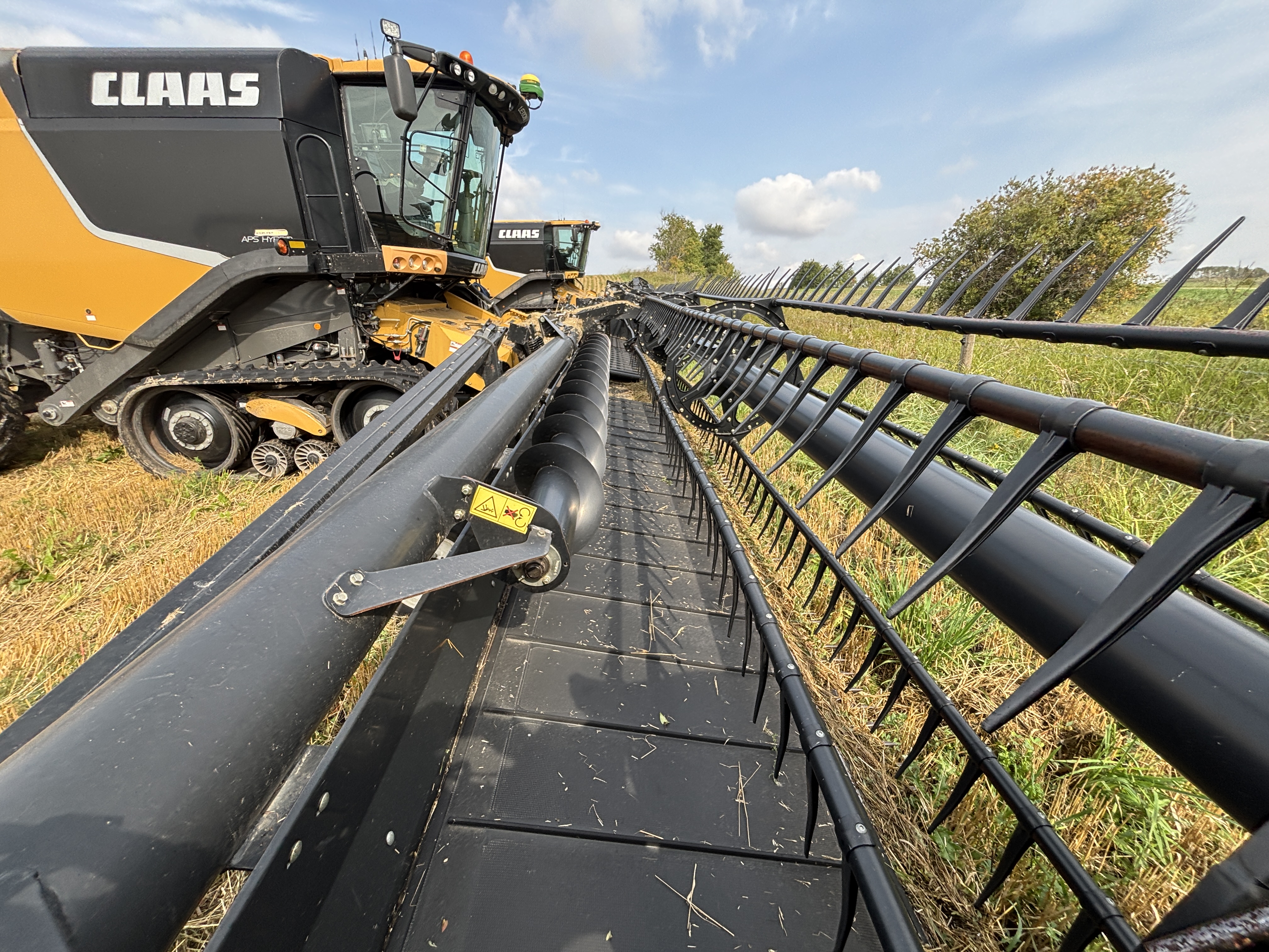 2014 MacDon FD75-45 Header Draper Flex