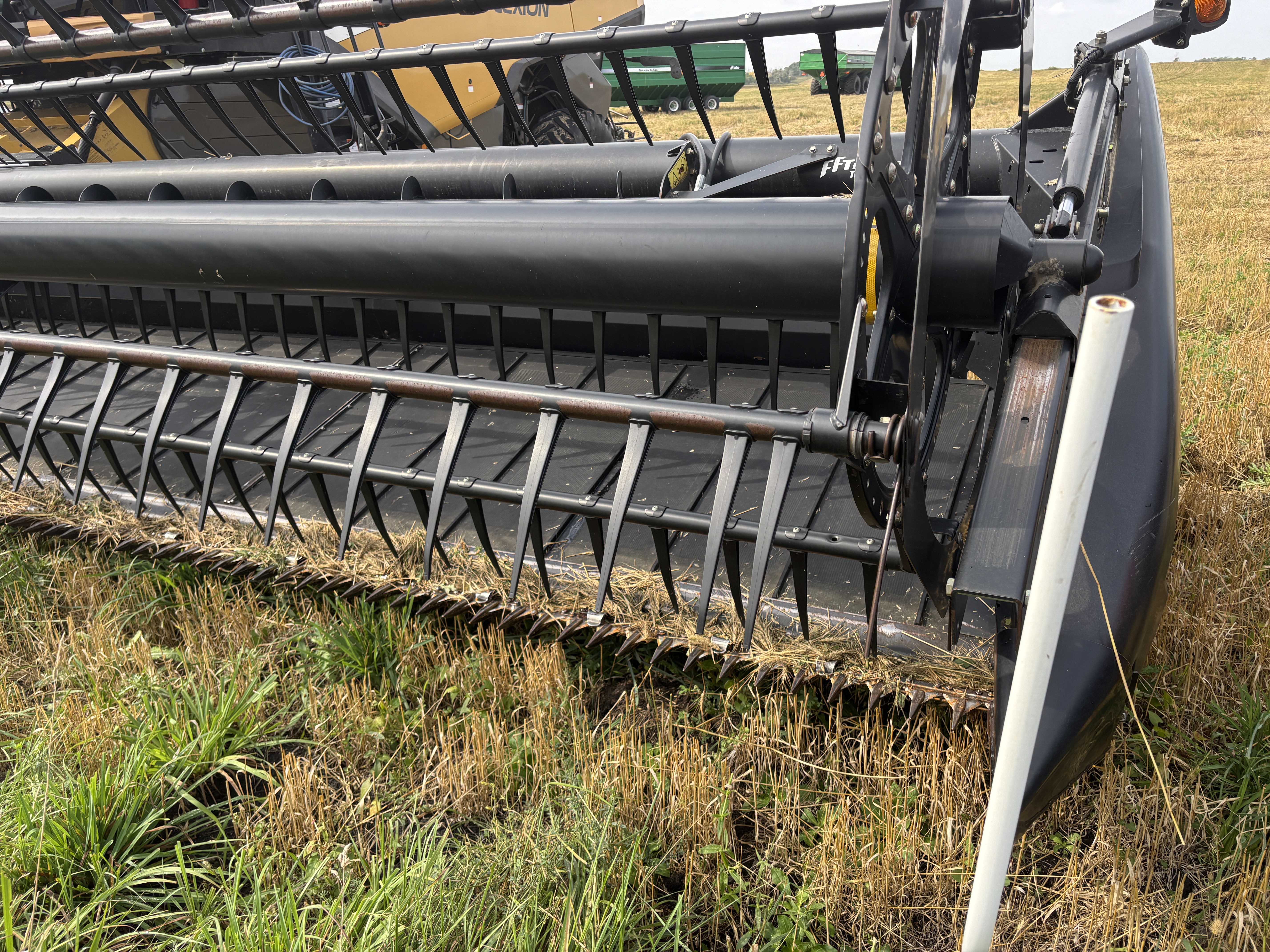 2014 MacDon FD75-45 Header Draper Flex