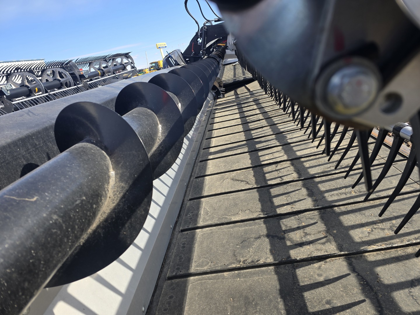 2024 MacDon FD240 Header Draper Flex