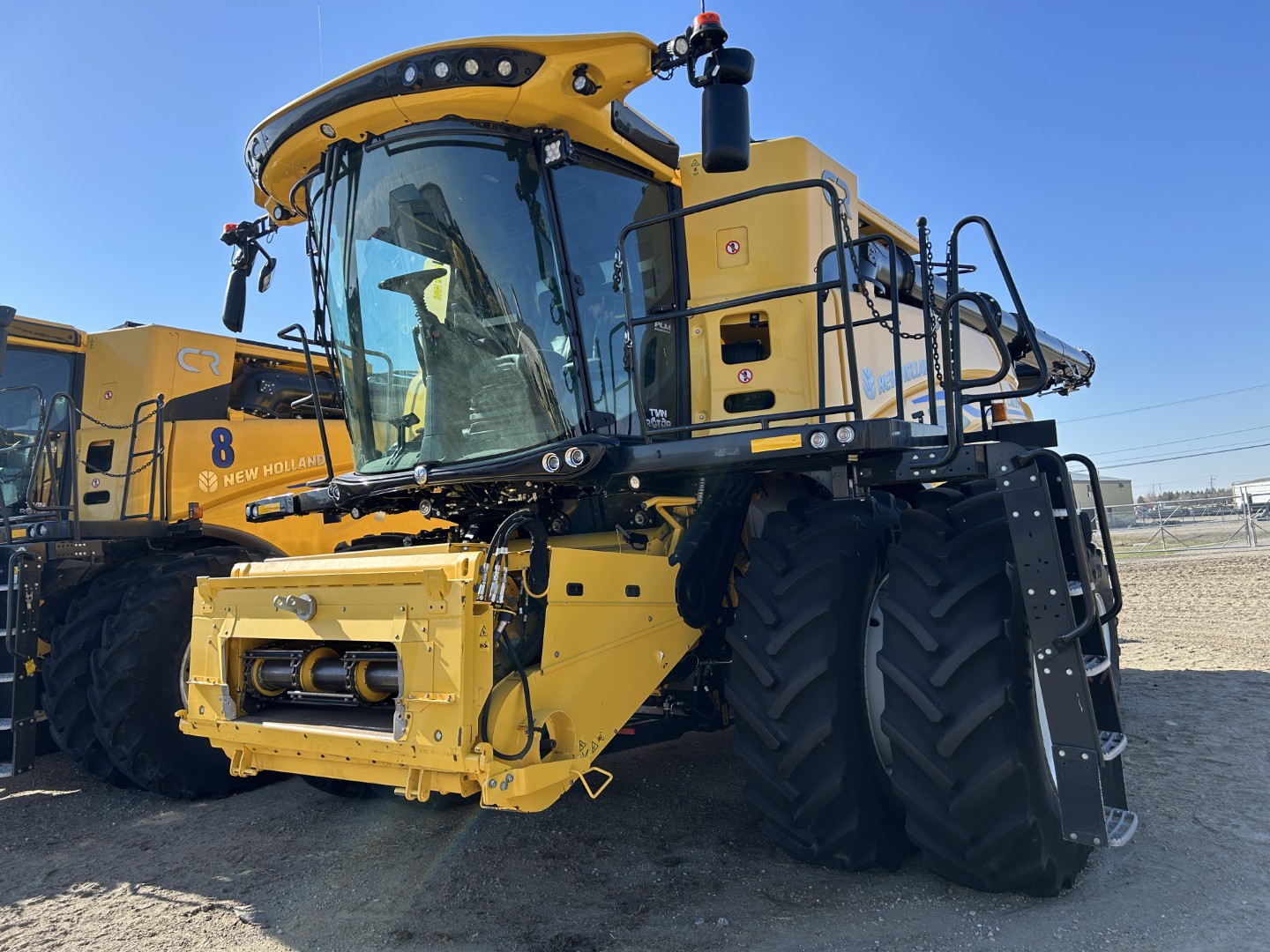 2024 New Holland CR8.90Z Combine