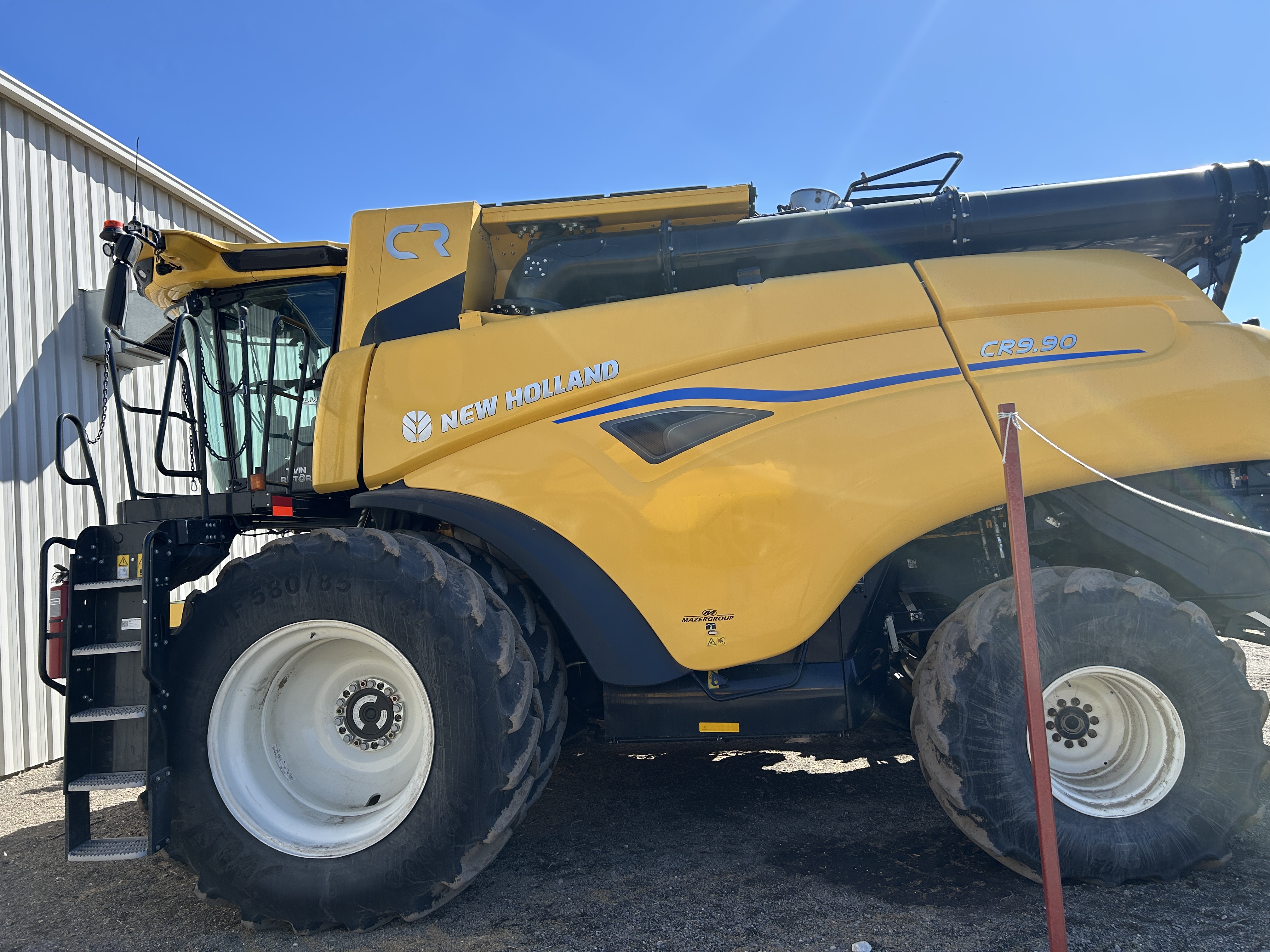 2024 New Holland CR9.90Z Combine