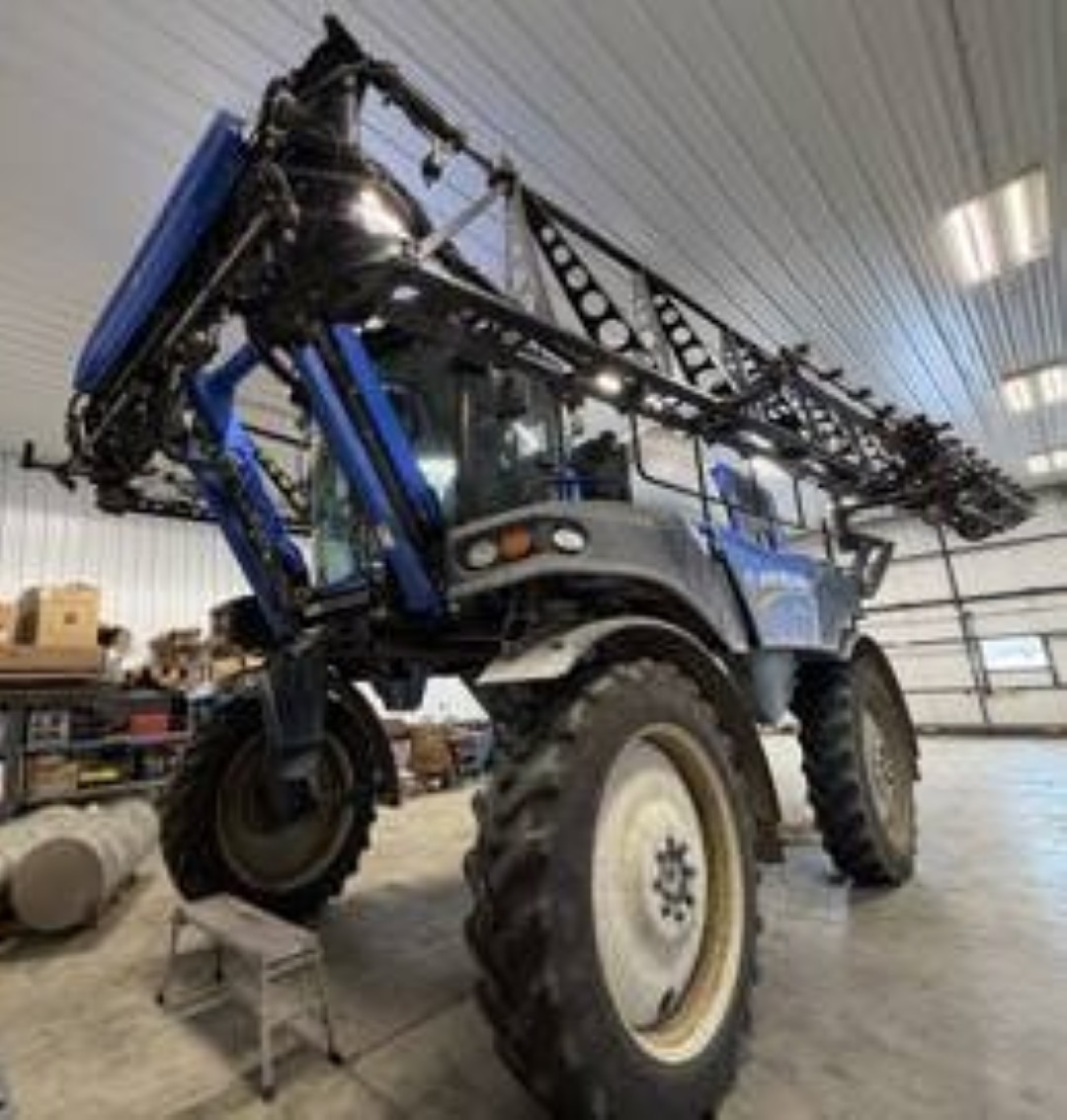 2017 New Holland SP.295F Sprayer/High Clearance