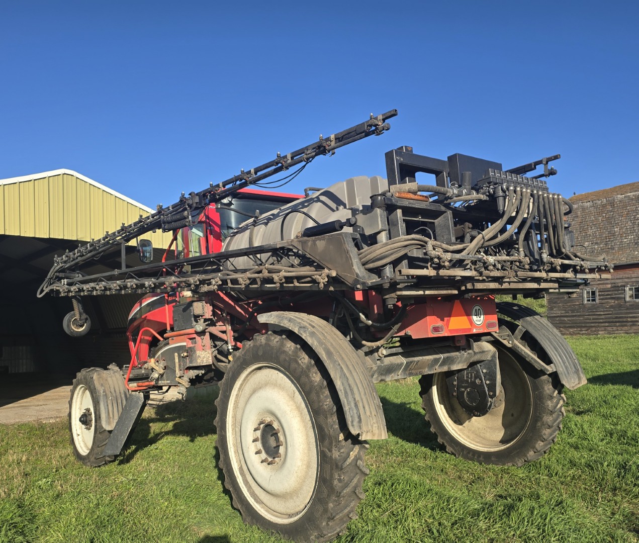 2012 Apache AS1020 Sprayer/High Clearance