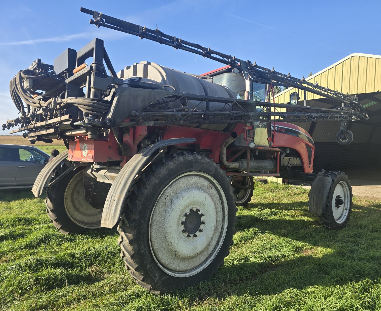 2012 Apache AS1020 Sprayer/High Clearance
