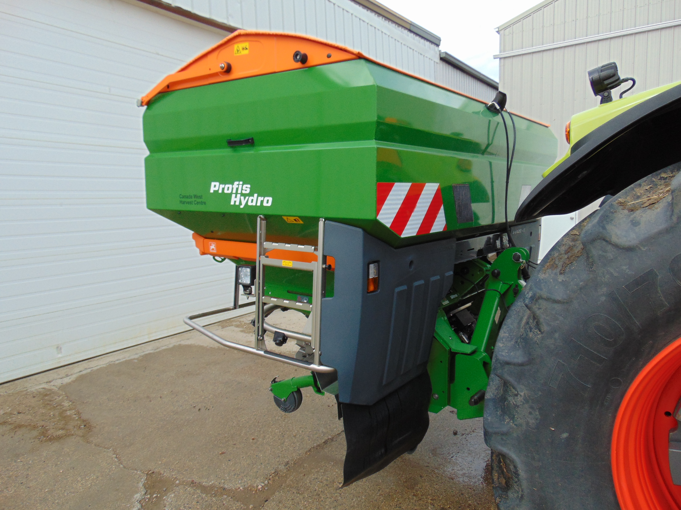 2021 Amazone ZA-TS 4200 Fertilizer Spreader