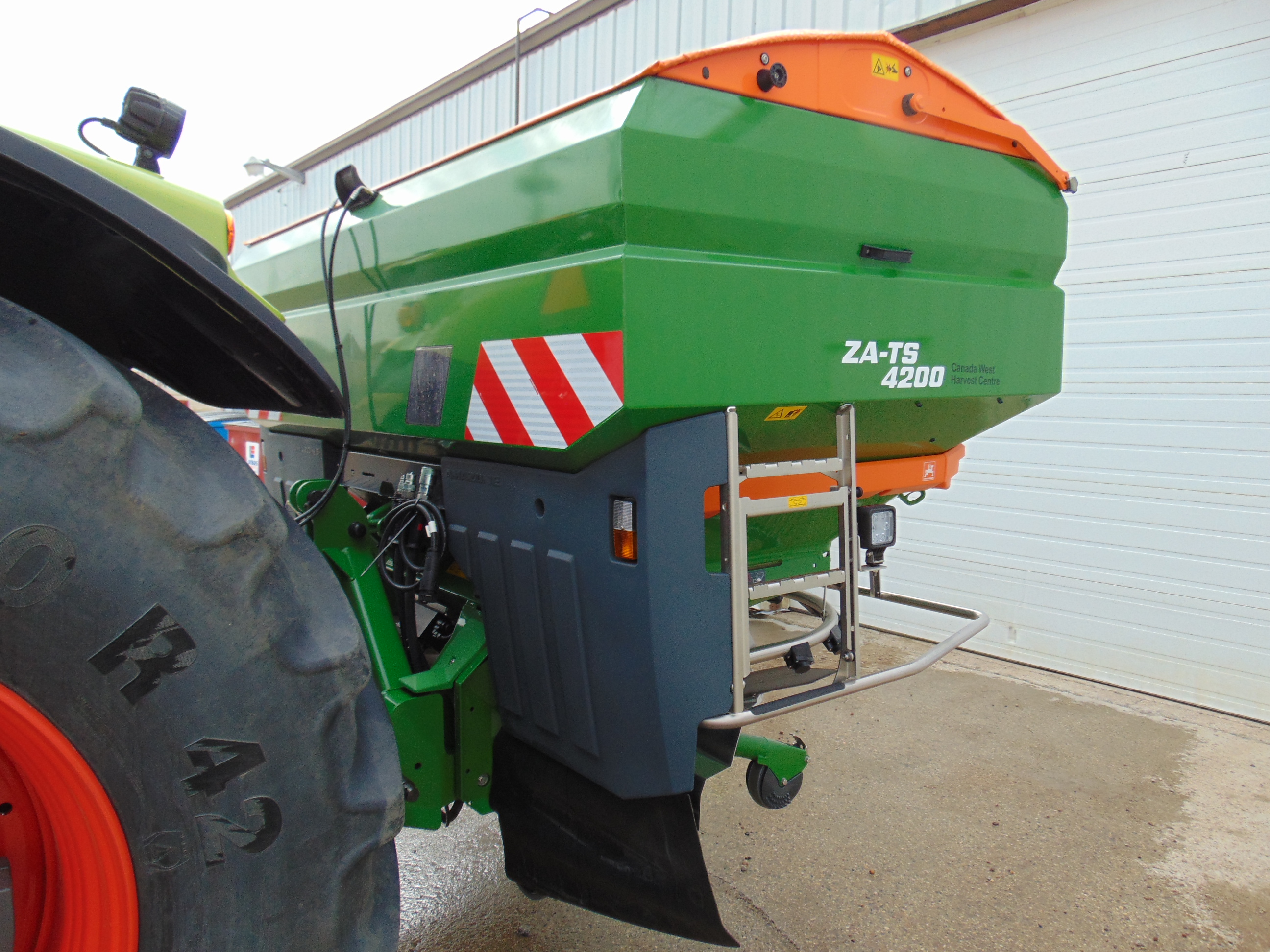 2021 Amazone ZA-TS 4200 Fertilizer Spreader