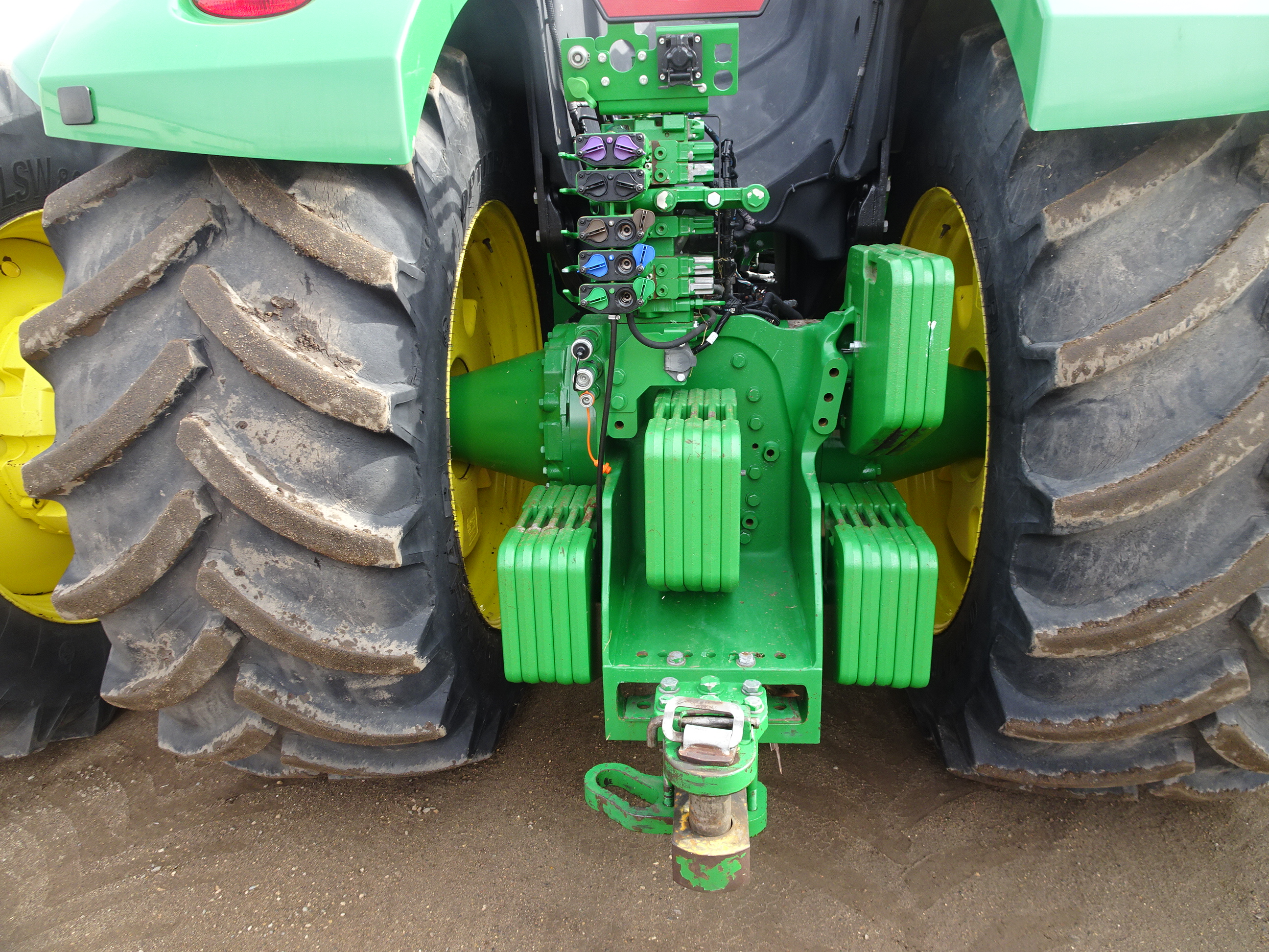 2017 John Deere 9620R Tractor