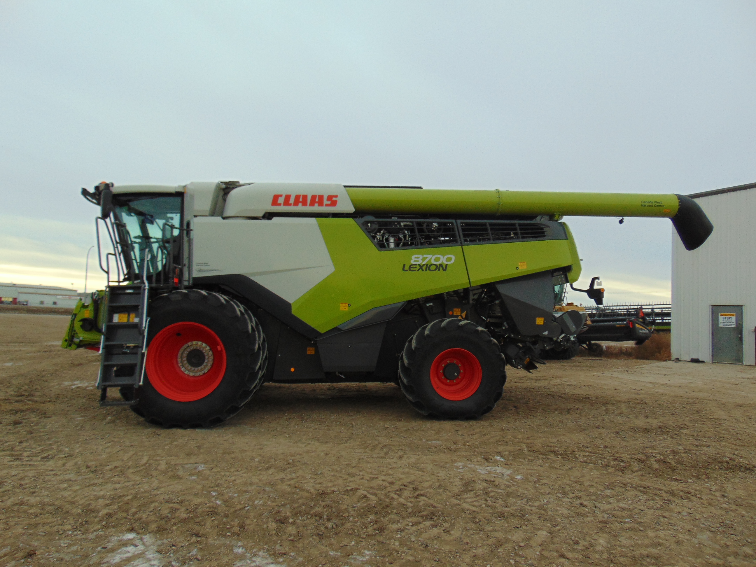 2021 CLAAS 8700 Combine