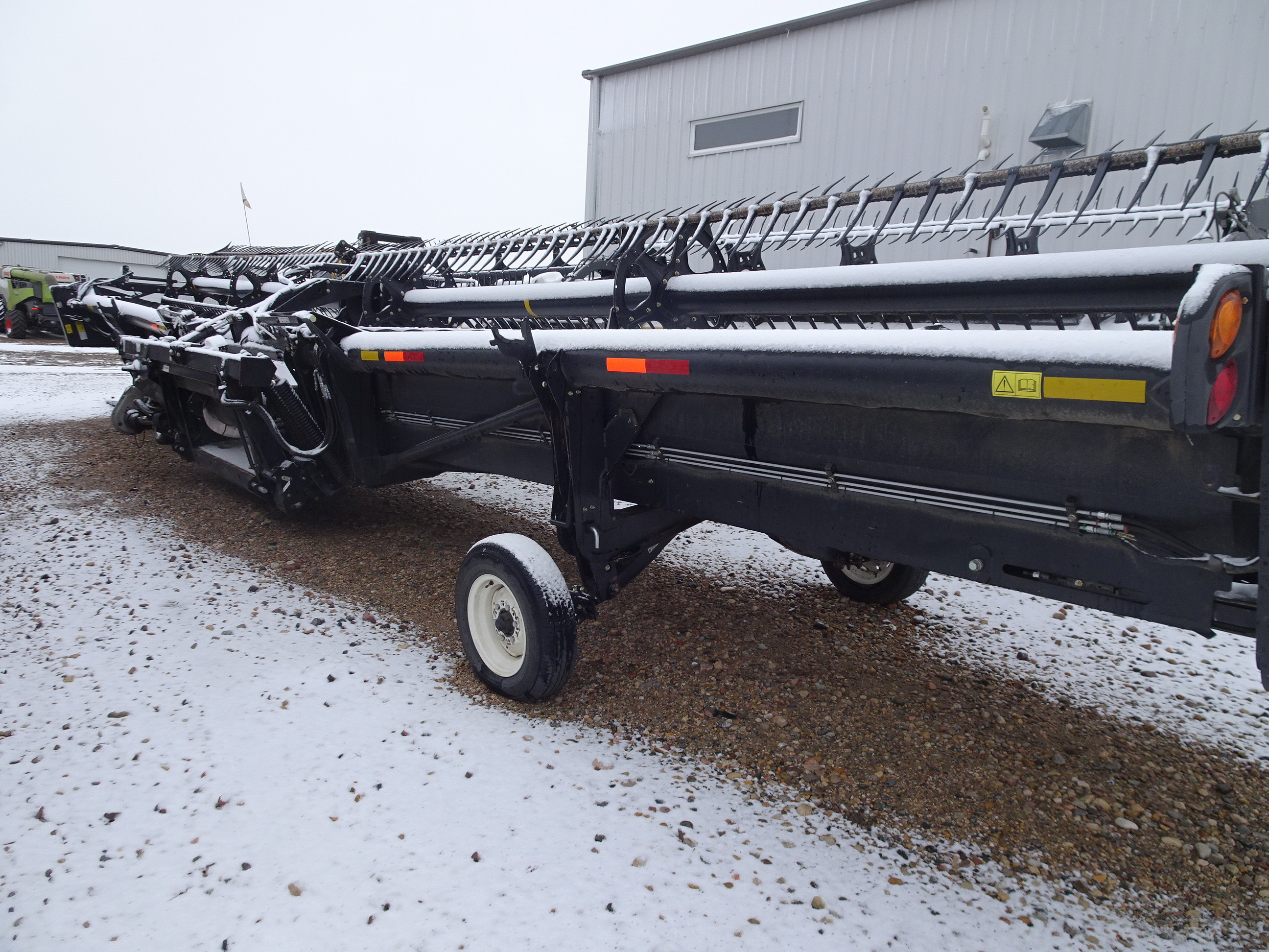 2013 MacDon FD75-45 Header Combine