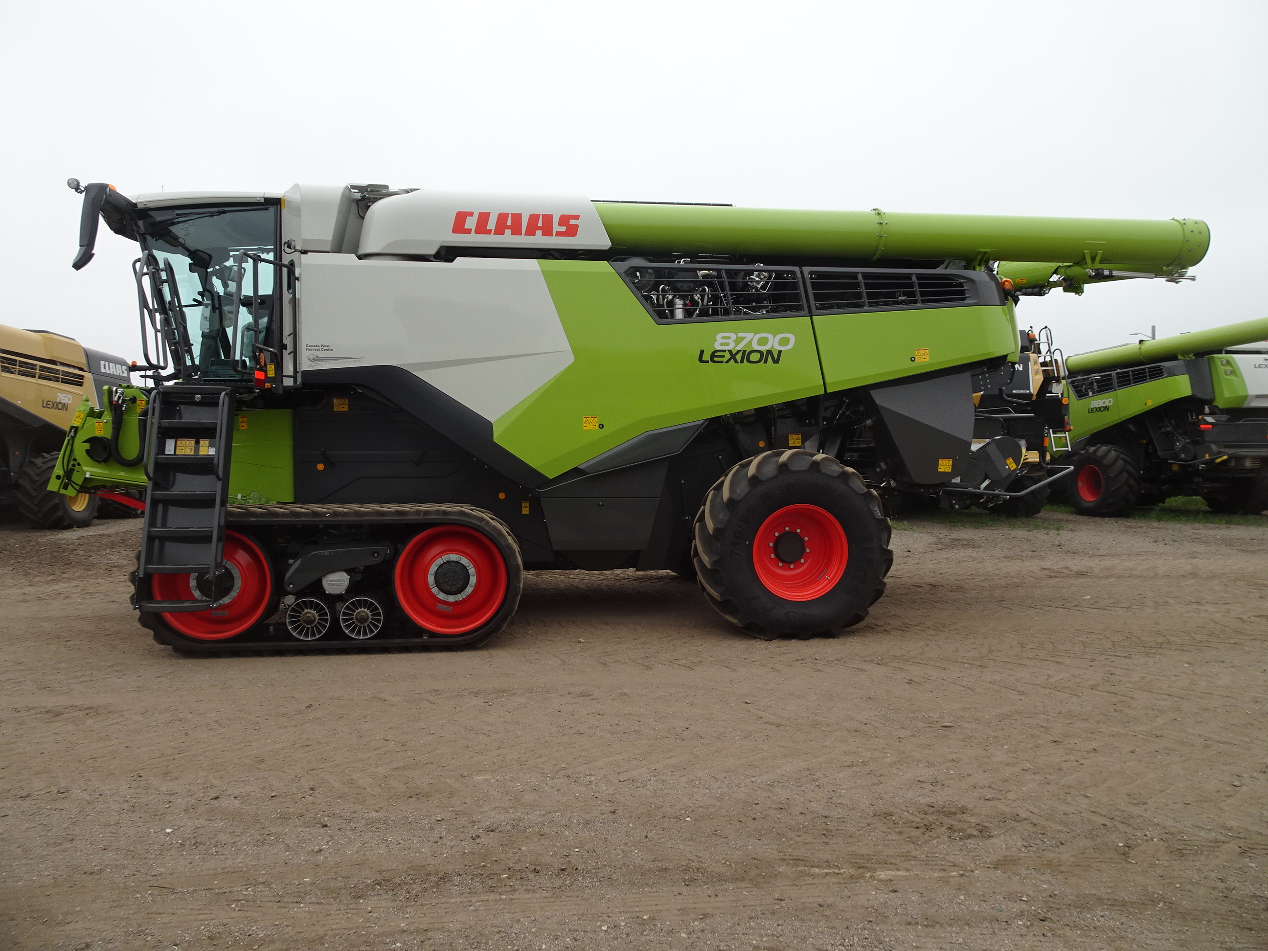 2024 CLAAS 8700TT Combine