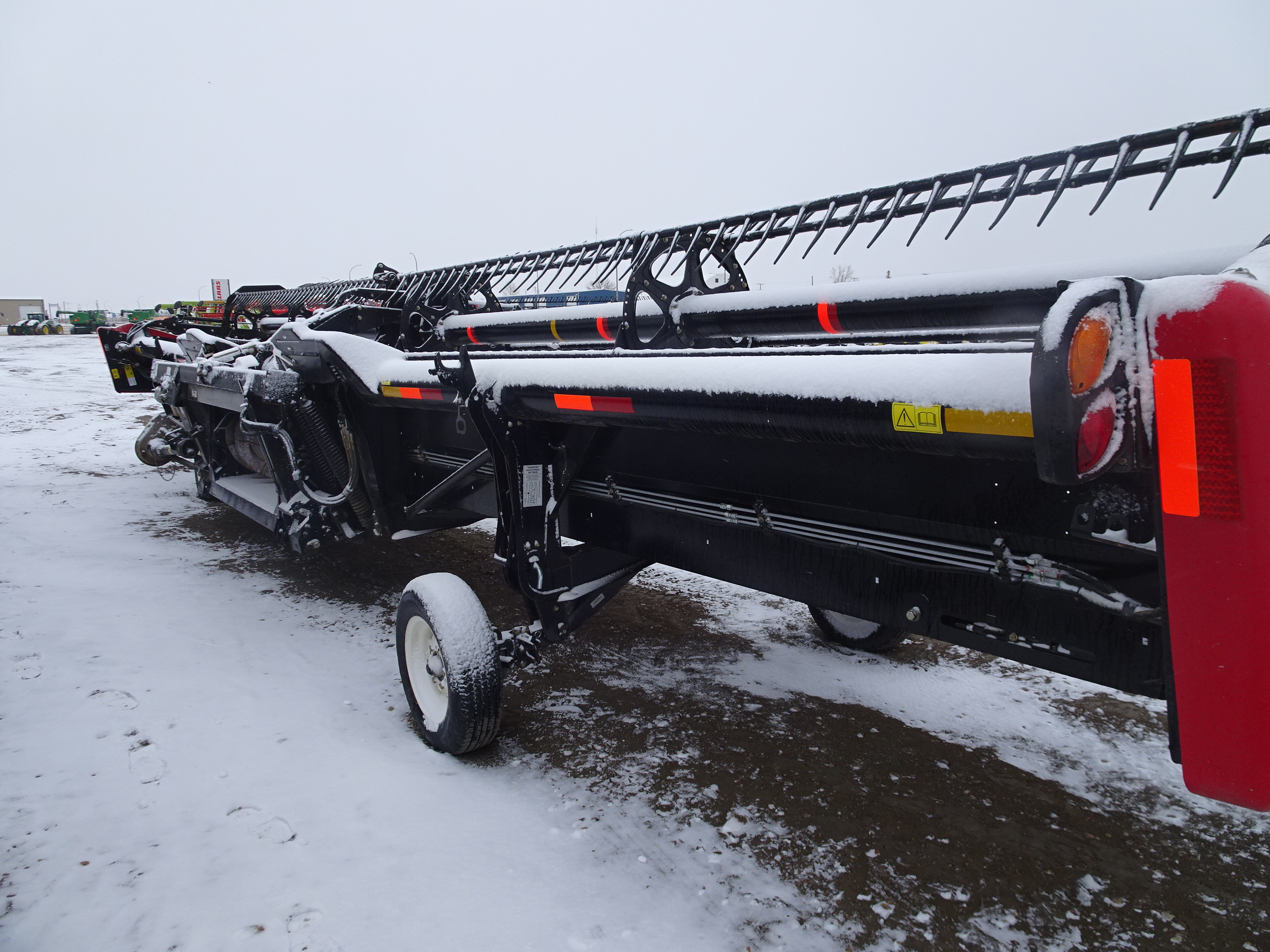 2016 MacDon FD75-40 Header Combine