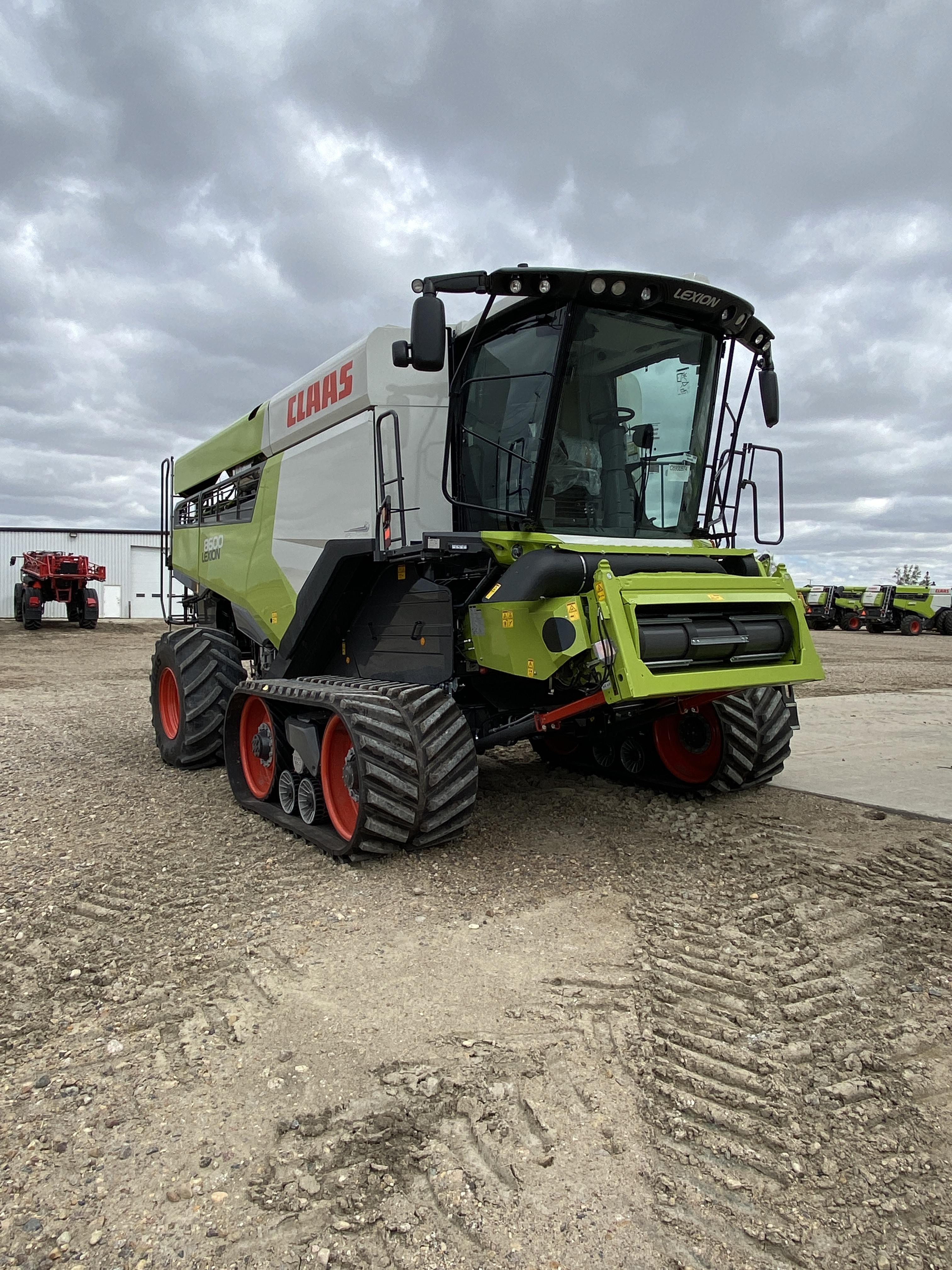 2024 CLAAS 8700 Combine