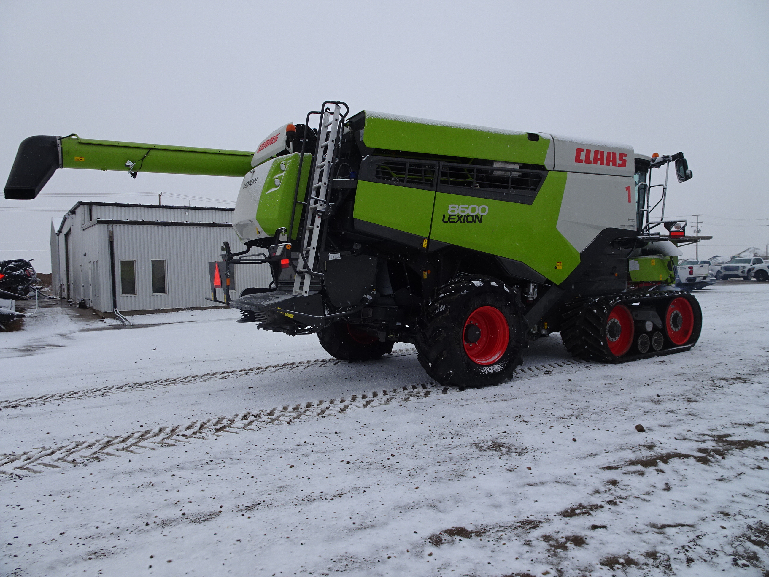 2022 CLAAS 8600TT Combine