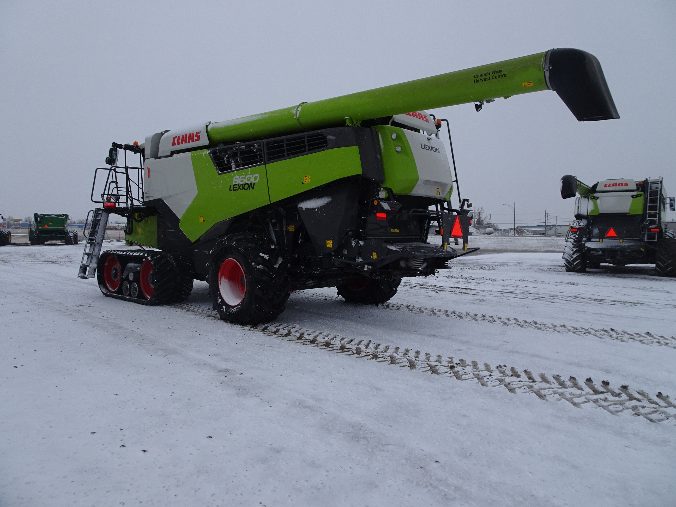 2022 CLAAS 8600TT Combine